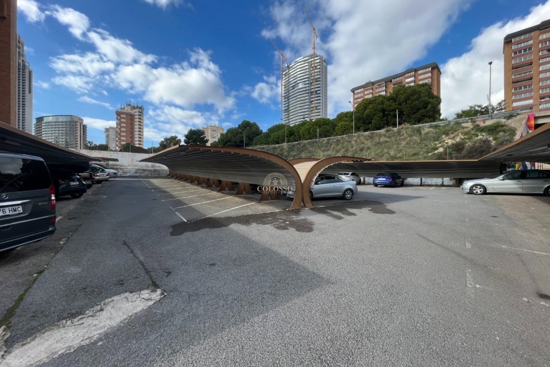 Resale - Piso -
Benidorm - Poniente