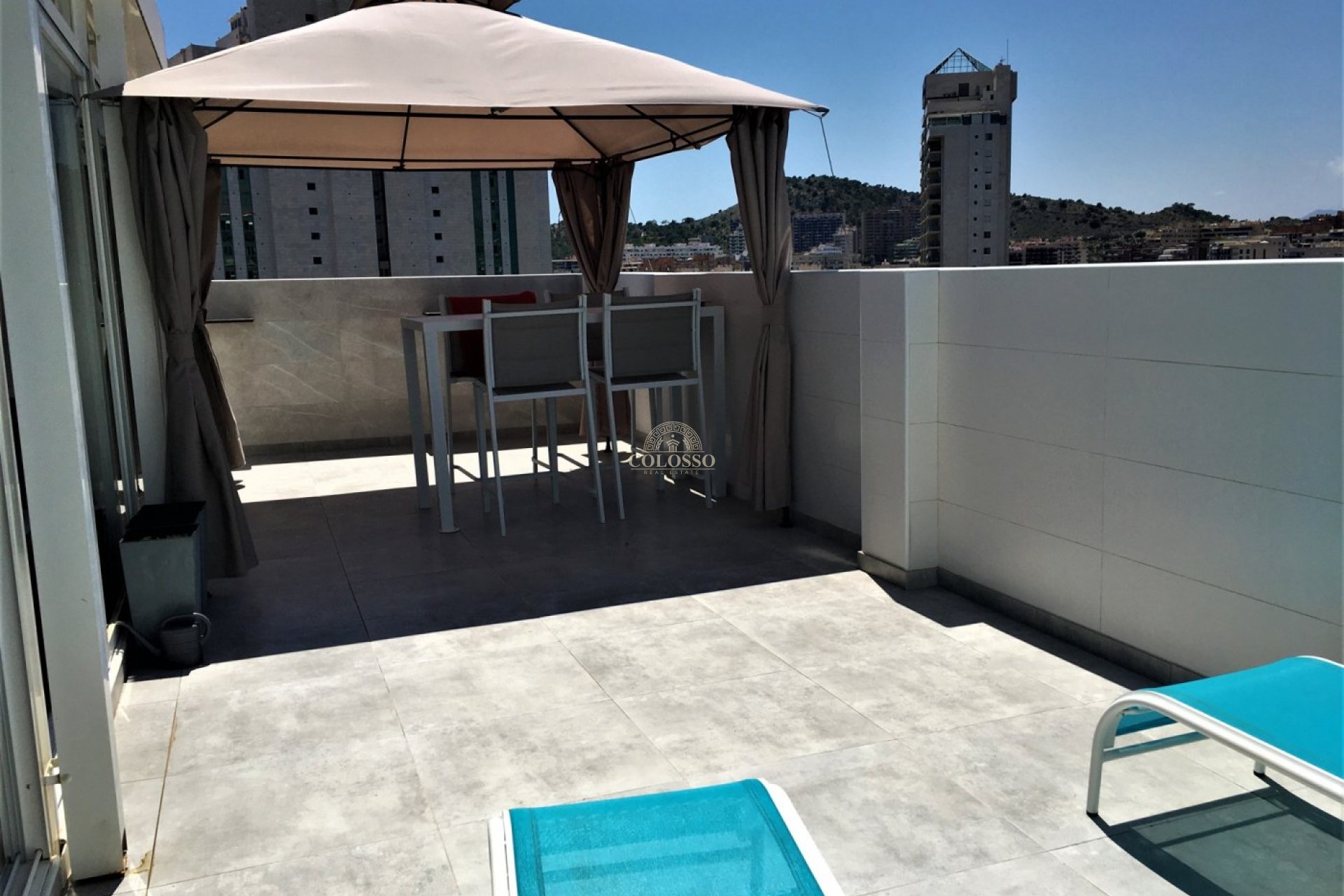 Resale - Piso -
Finestrat - La Cala