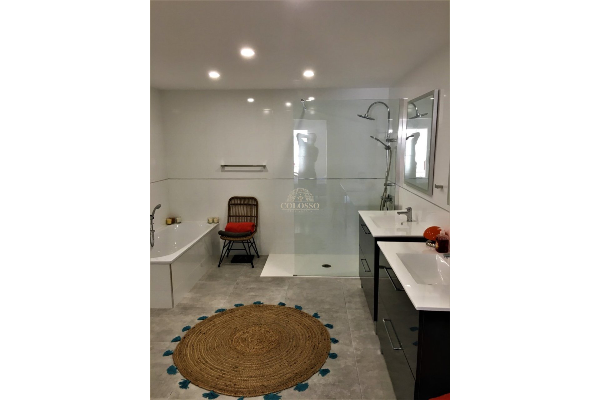 Resale - Piso -
Finestrat - La Cala