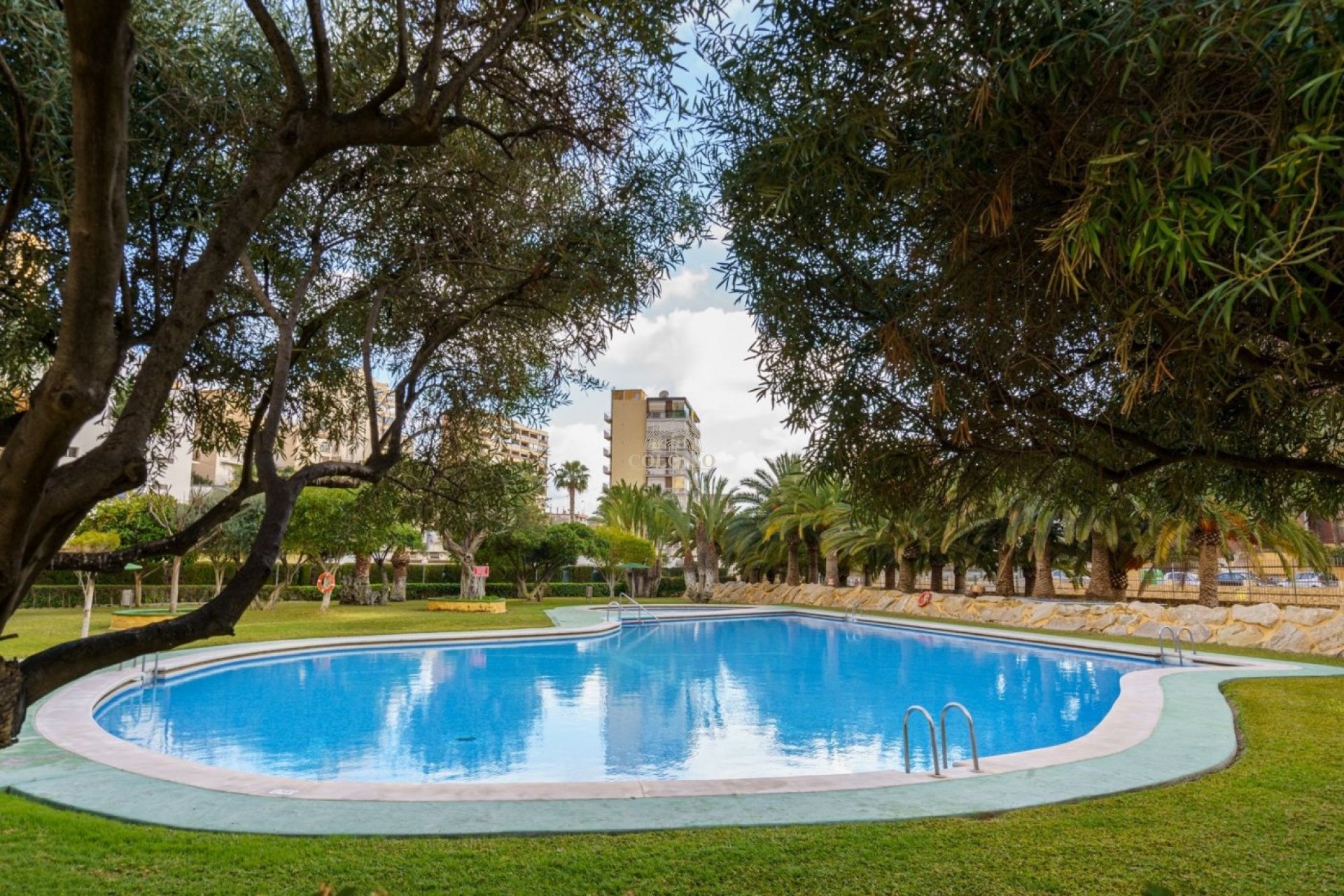 Resale - Piso -
Finestrat - La Cala