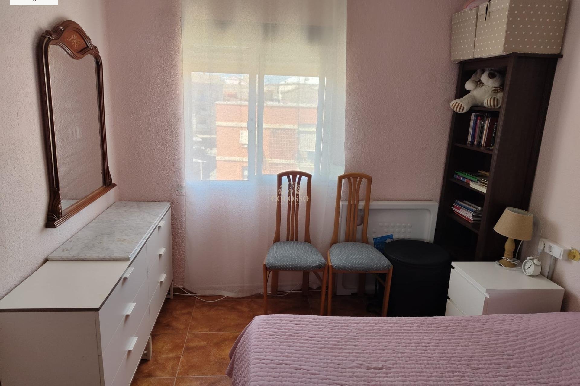 Resale - Piso -
Picassent - Centro