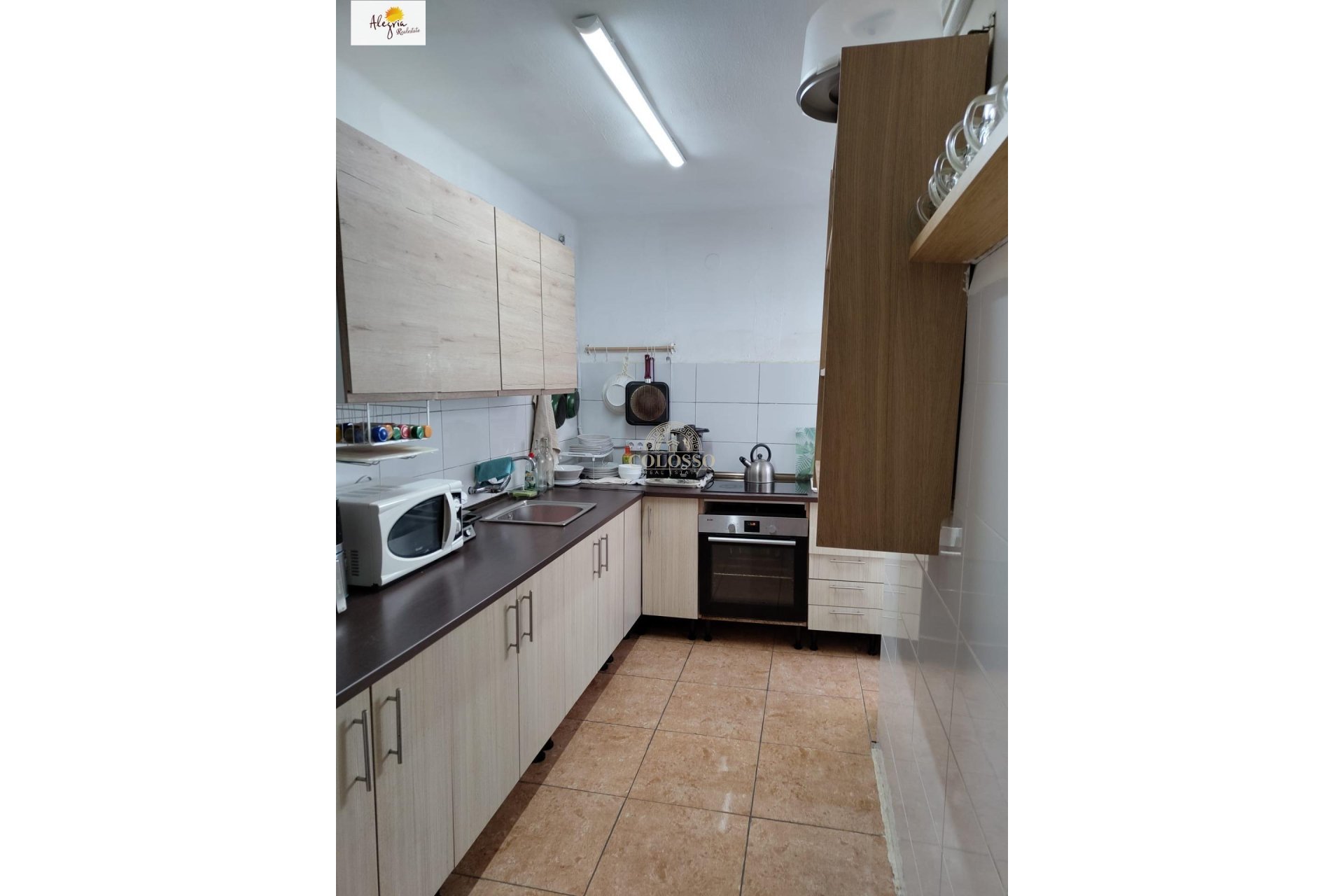 Resale - Piso -
Picassent - Centro