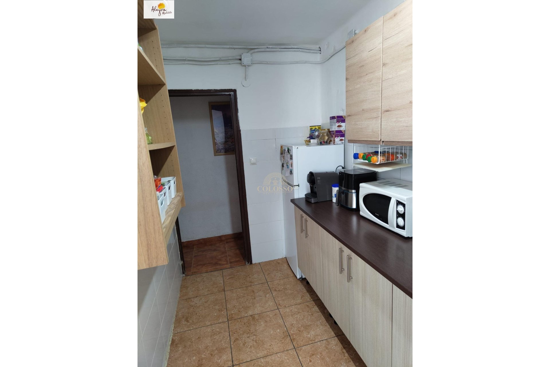Resale - Piso -
Picassent - Centro