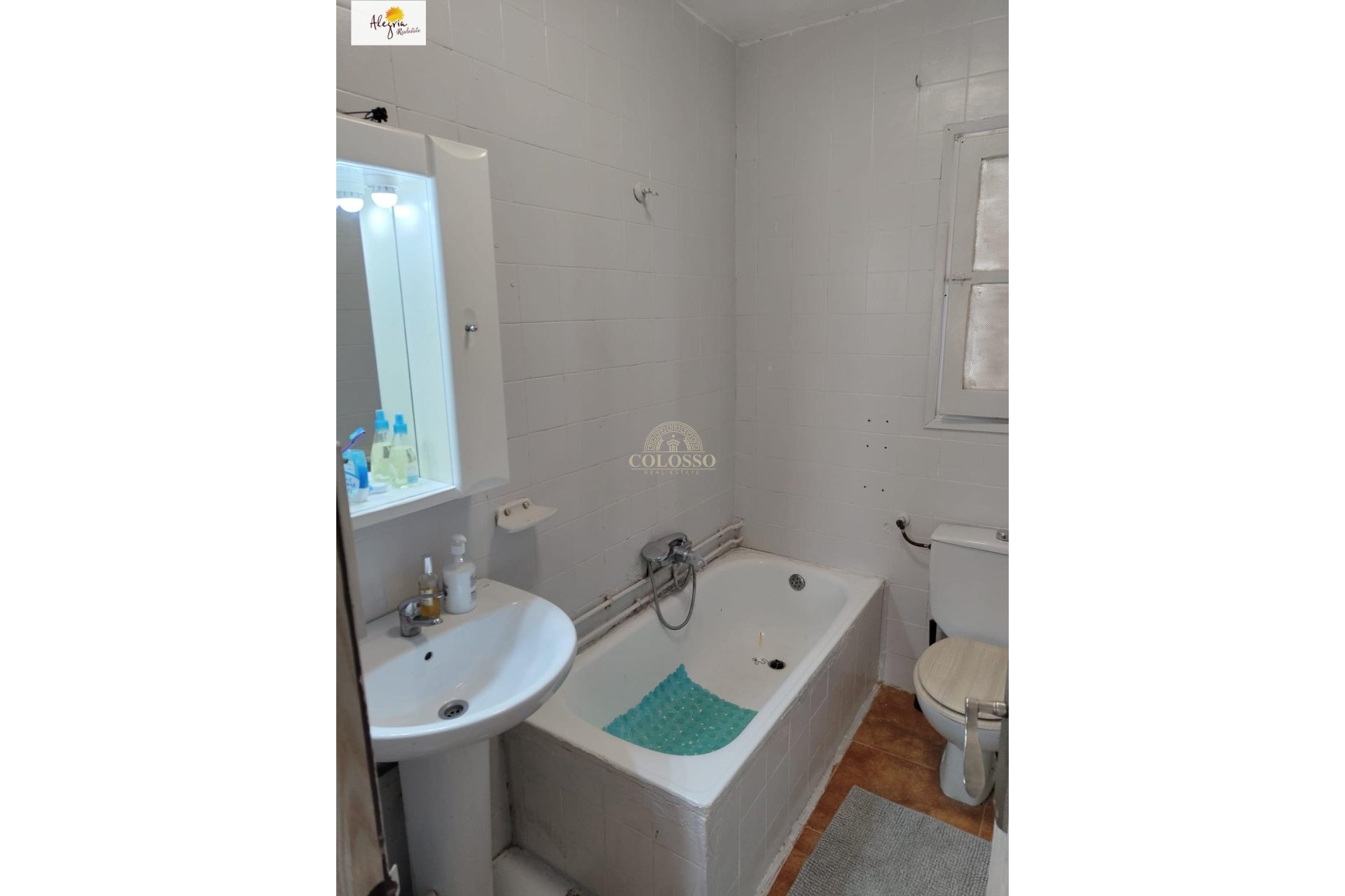 Resale - Piso -
Picassent - Centro