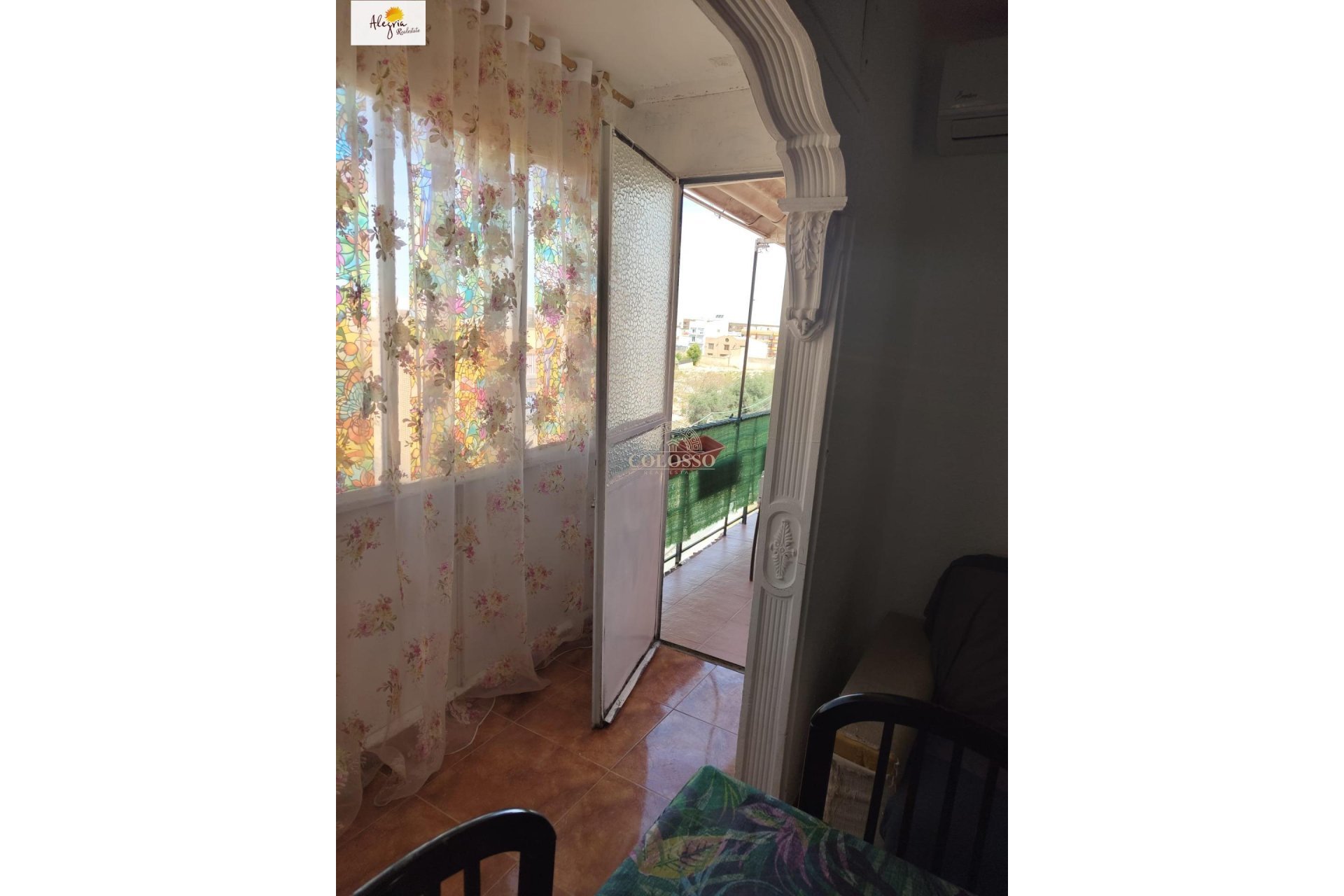 Resale - Piso -
Picassent - Centro