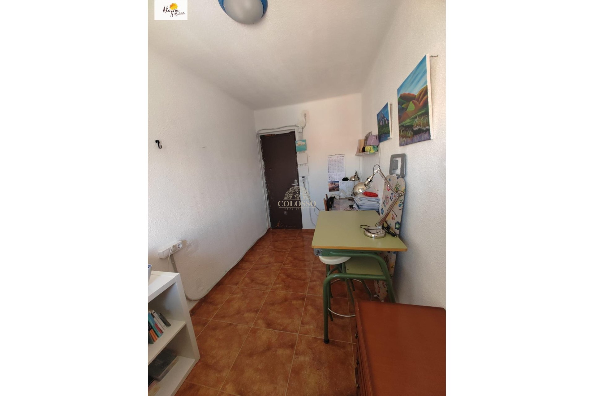 Resale - Piso -
Picassent - Centro