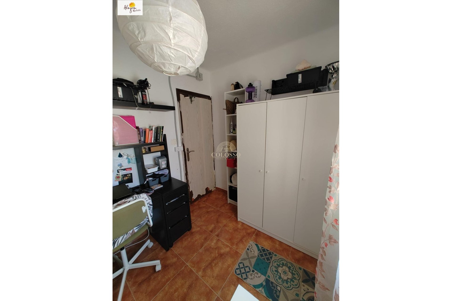 Resale - Piso -
Picassent - Centro