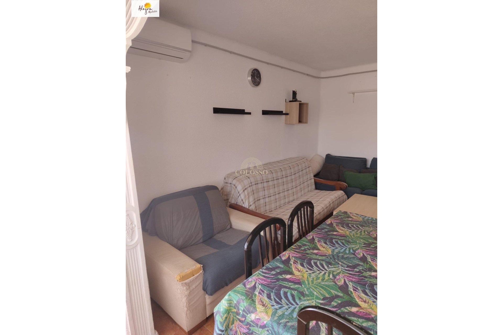 Resale - Piso -
Picassent - Centro