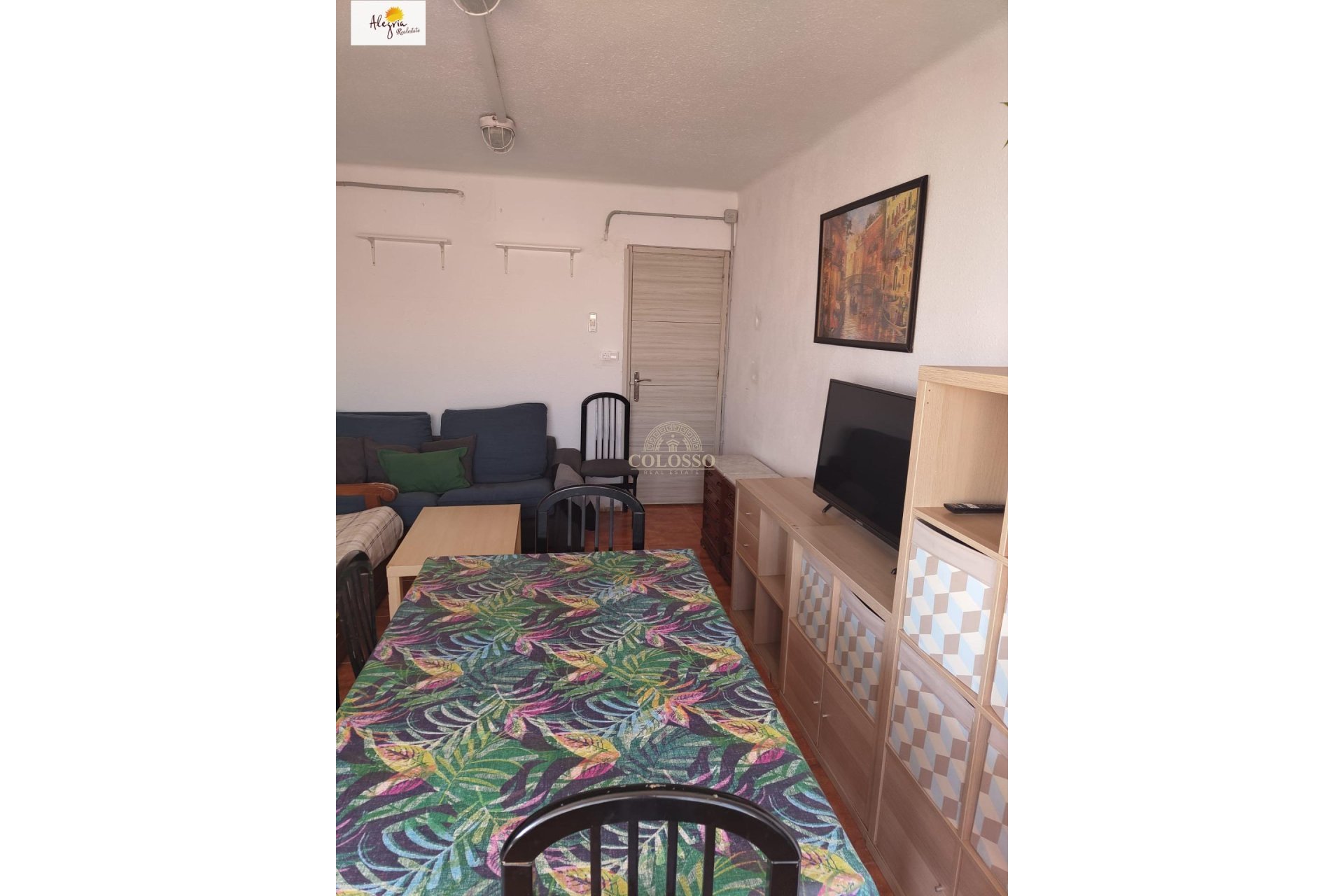 Resale - Piso -
Picassent - Centro