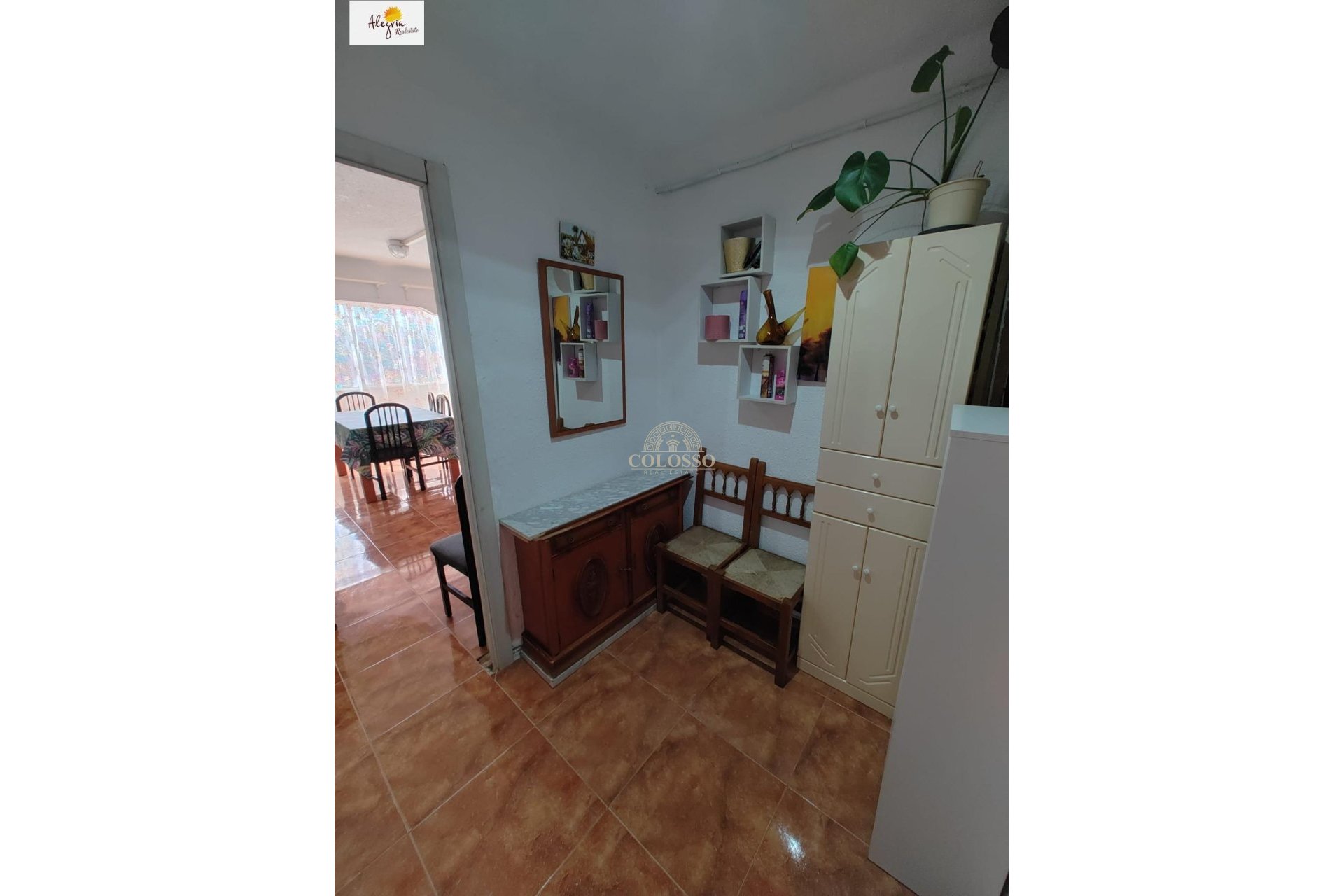 Resale - Piso -
Picassent - Centro