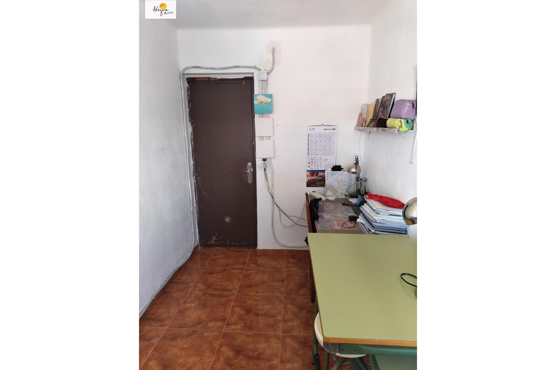 Resale - Piso -
Picassent - Centro