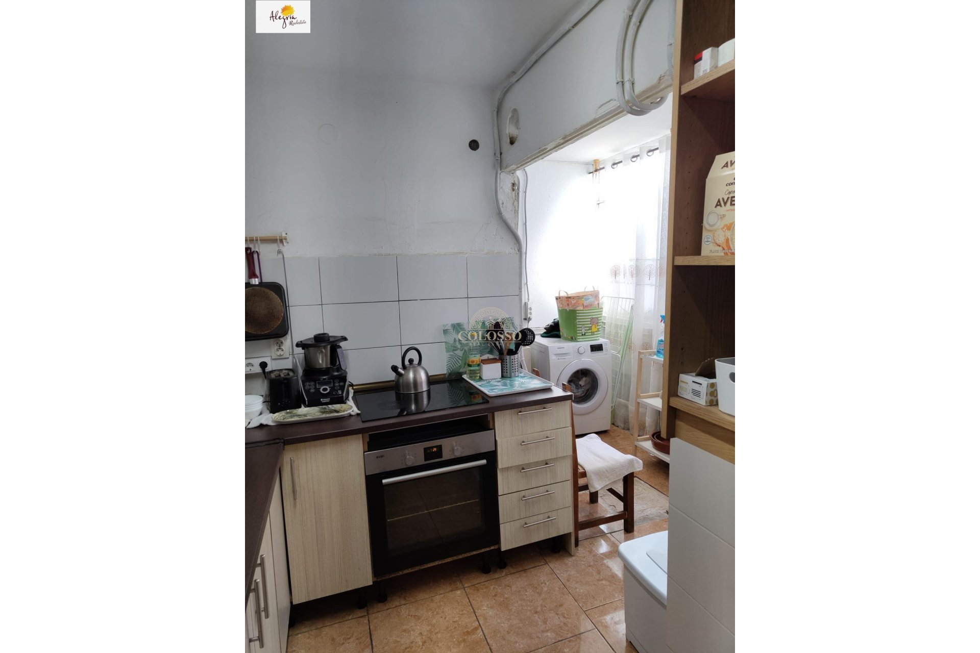 Resale - Piso -
Picassent - Centro