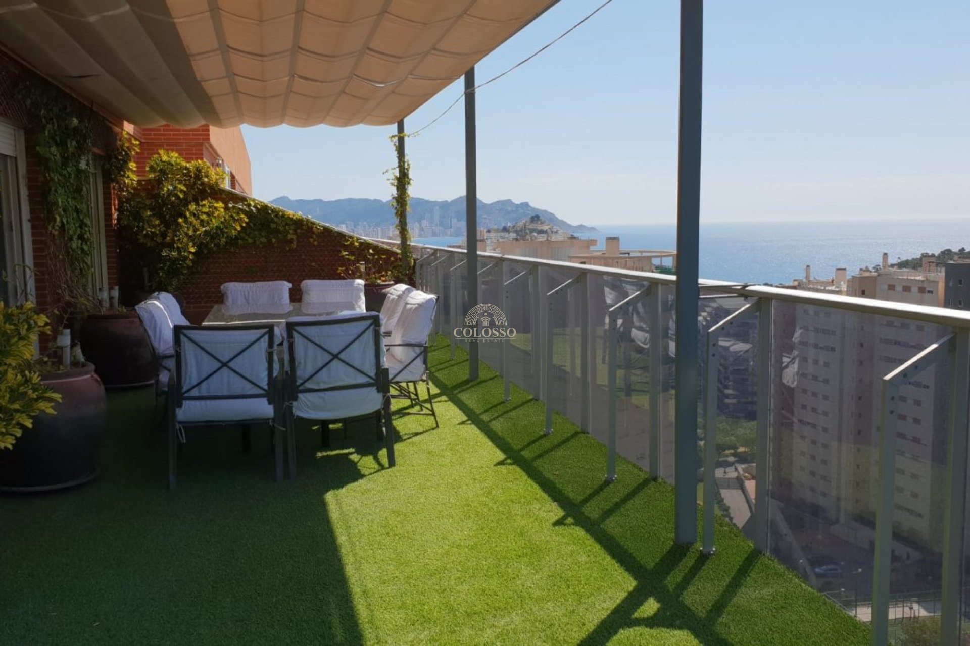 Resale - Semiatico -
Villajoyosa - Cala Villajoyosa