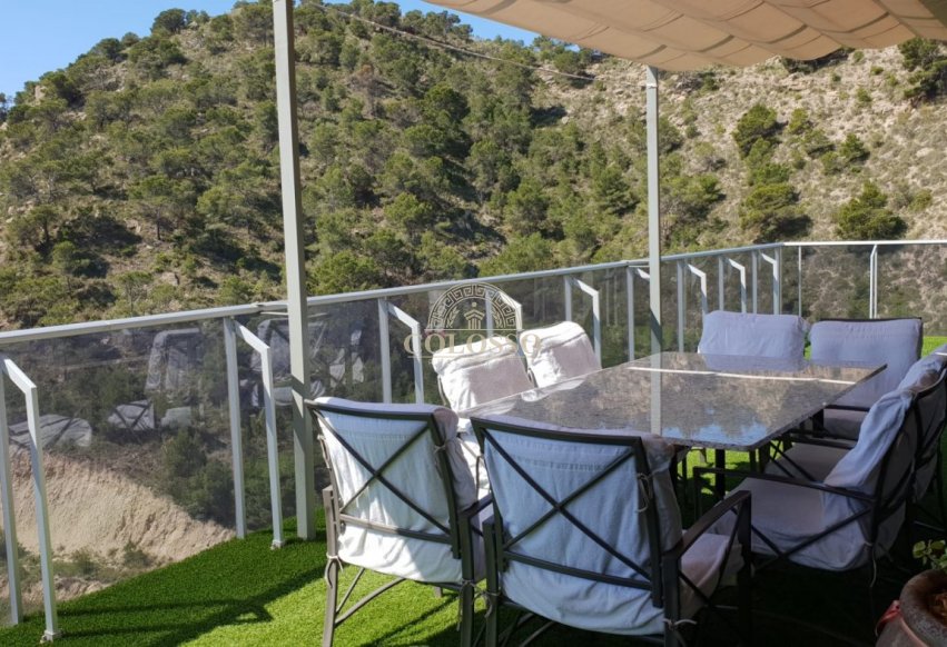 Resale - Semiatico -
Villajoyosa - Cala Villajoyosa