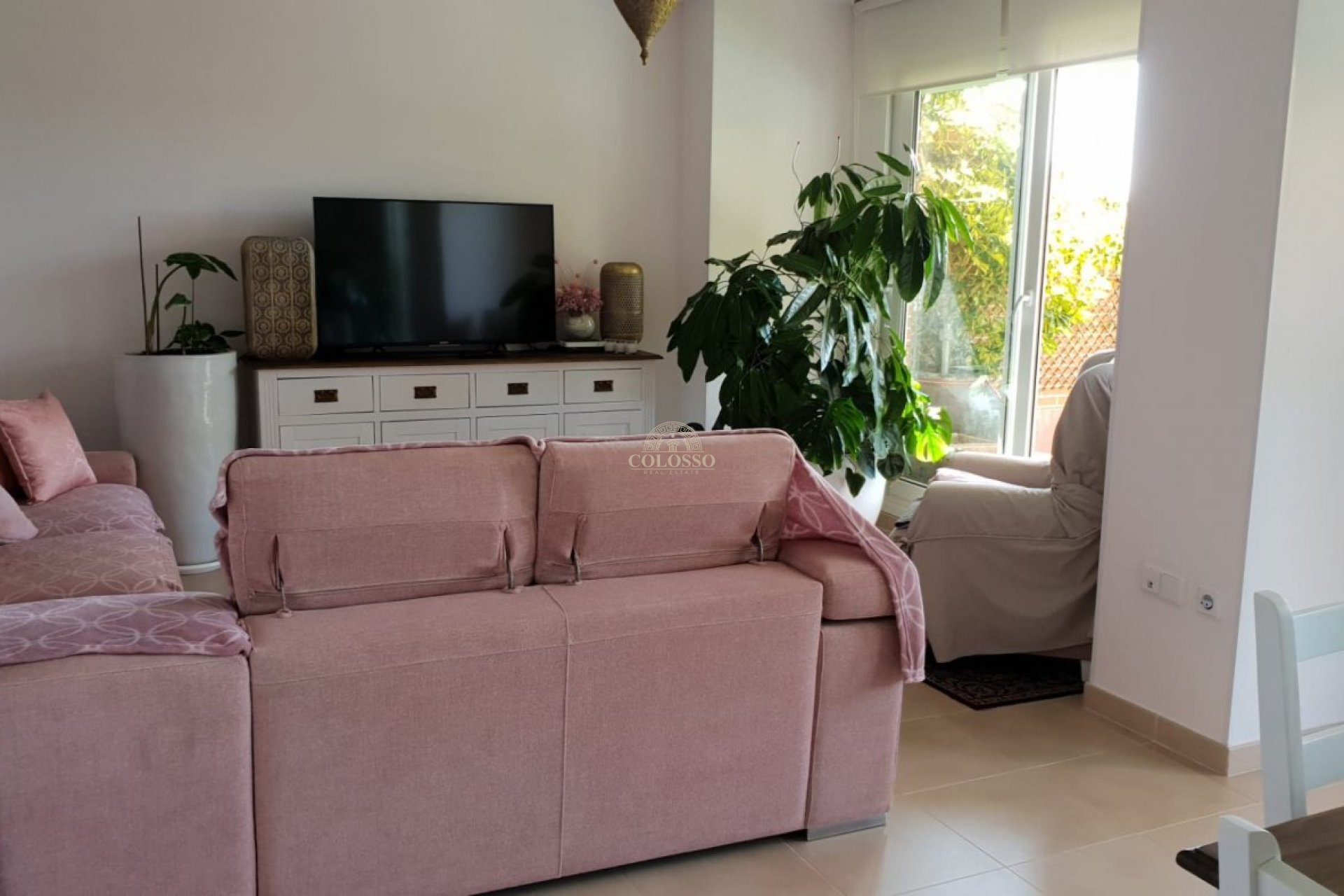 Resale - Semiatico -
Villajoyosa - Cala Villajoyosa