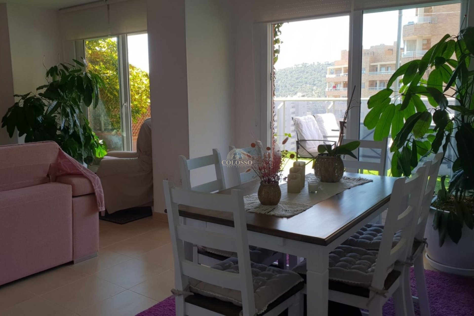 Resale - Semiatico -
Villajoyosa - Cala Villajoyosa