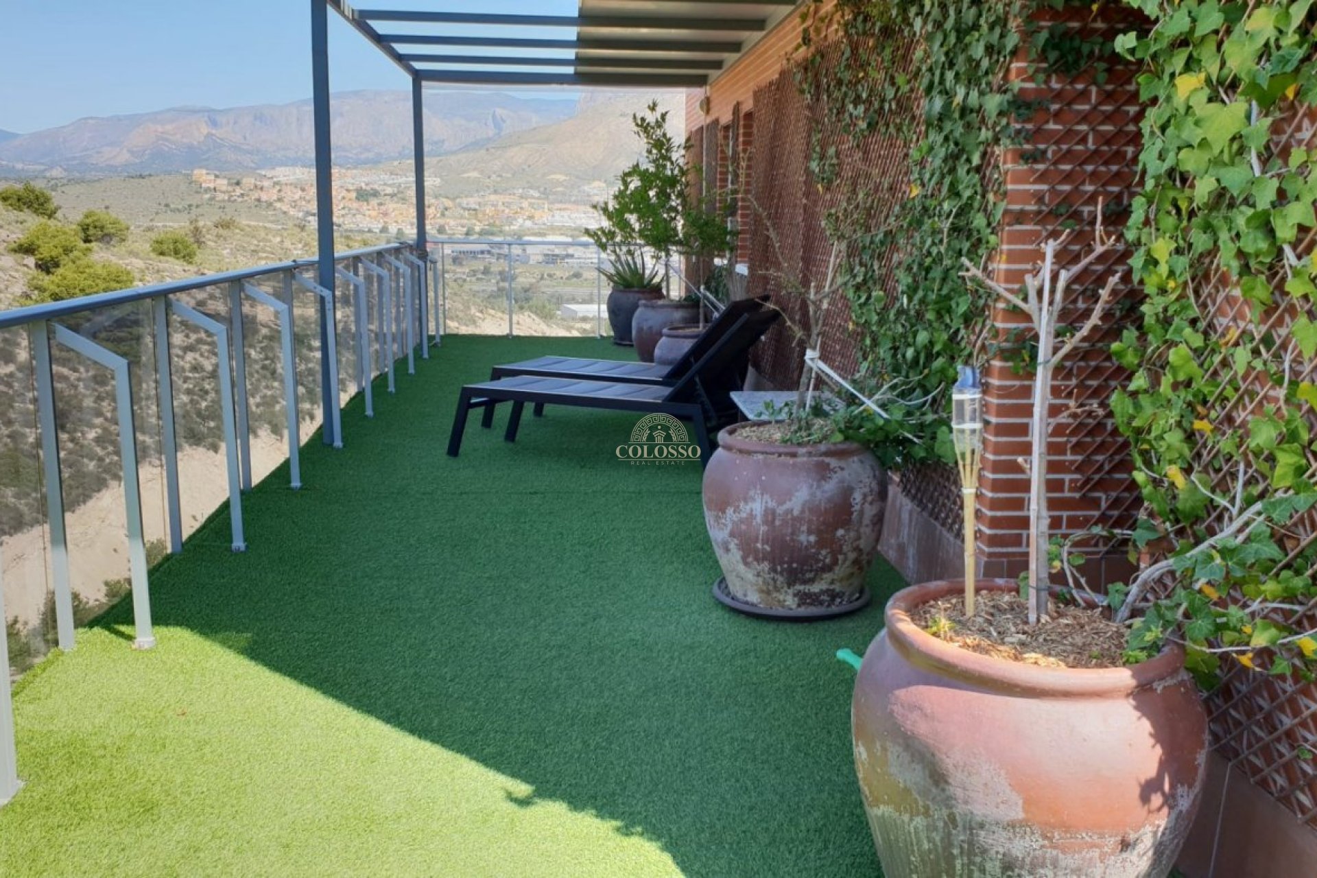 Resale - Semiatico -
Villajoyosa - Cala Villajoyosa