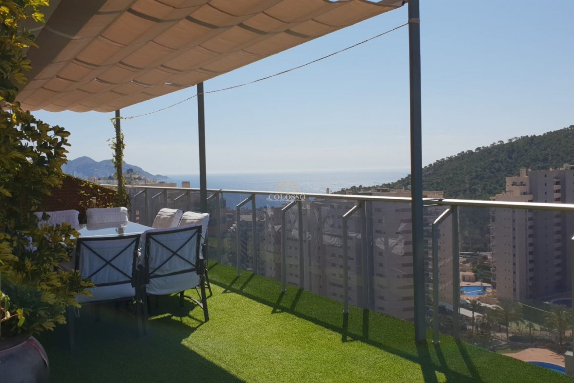 Resale - Semiatico -
Villajoyosa - Cala Villajoyosa