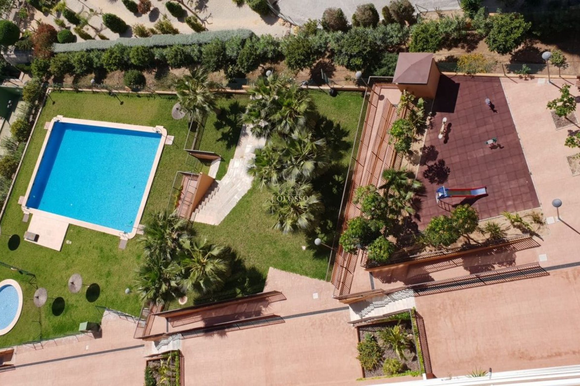 Resale - Semiatico -
Villajoyosa - Cala Villajoyosa