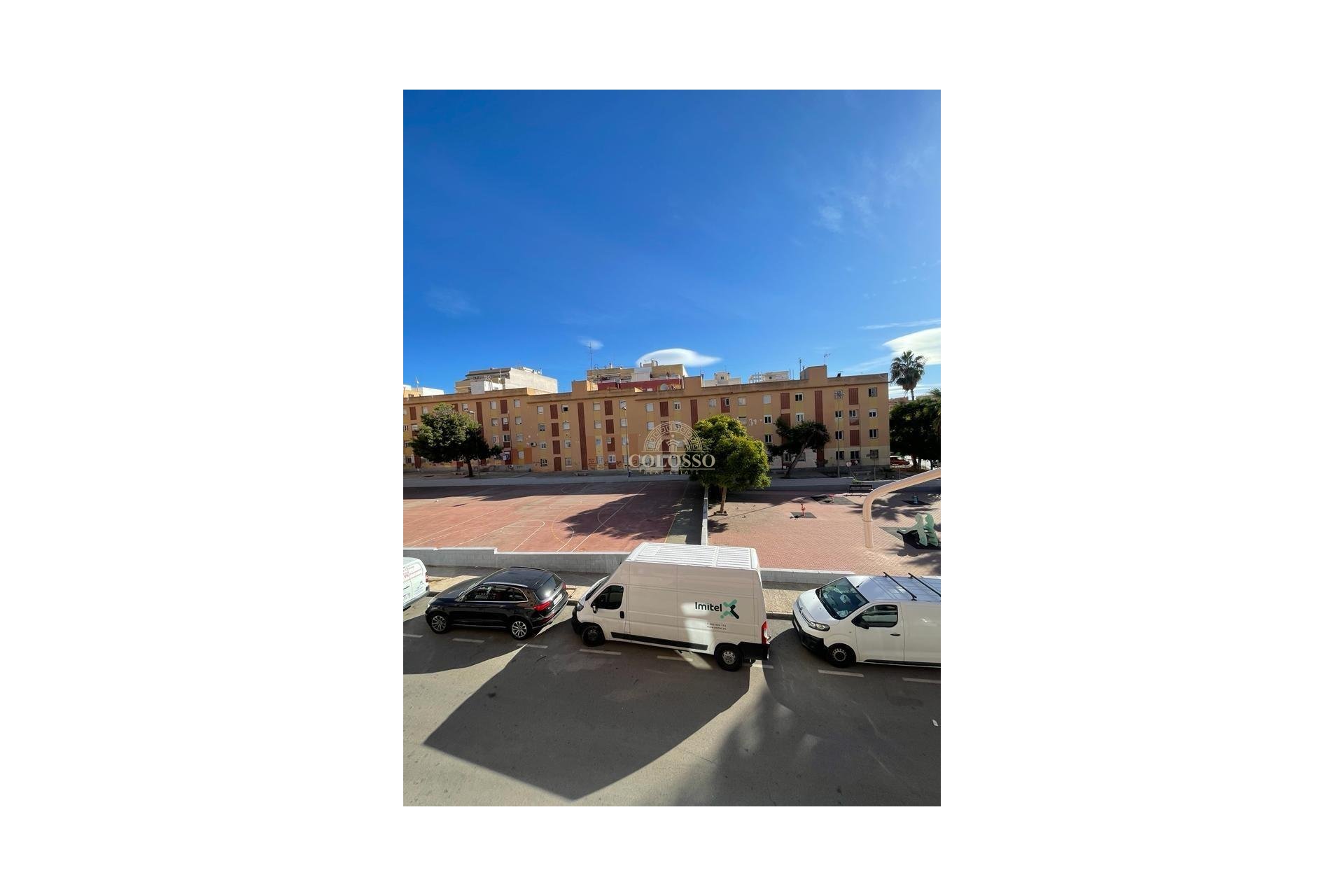 Resale - Study -
Torrevieja - Centro