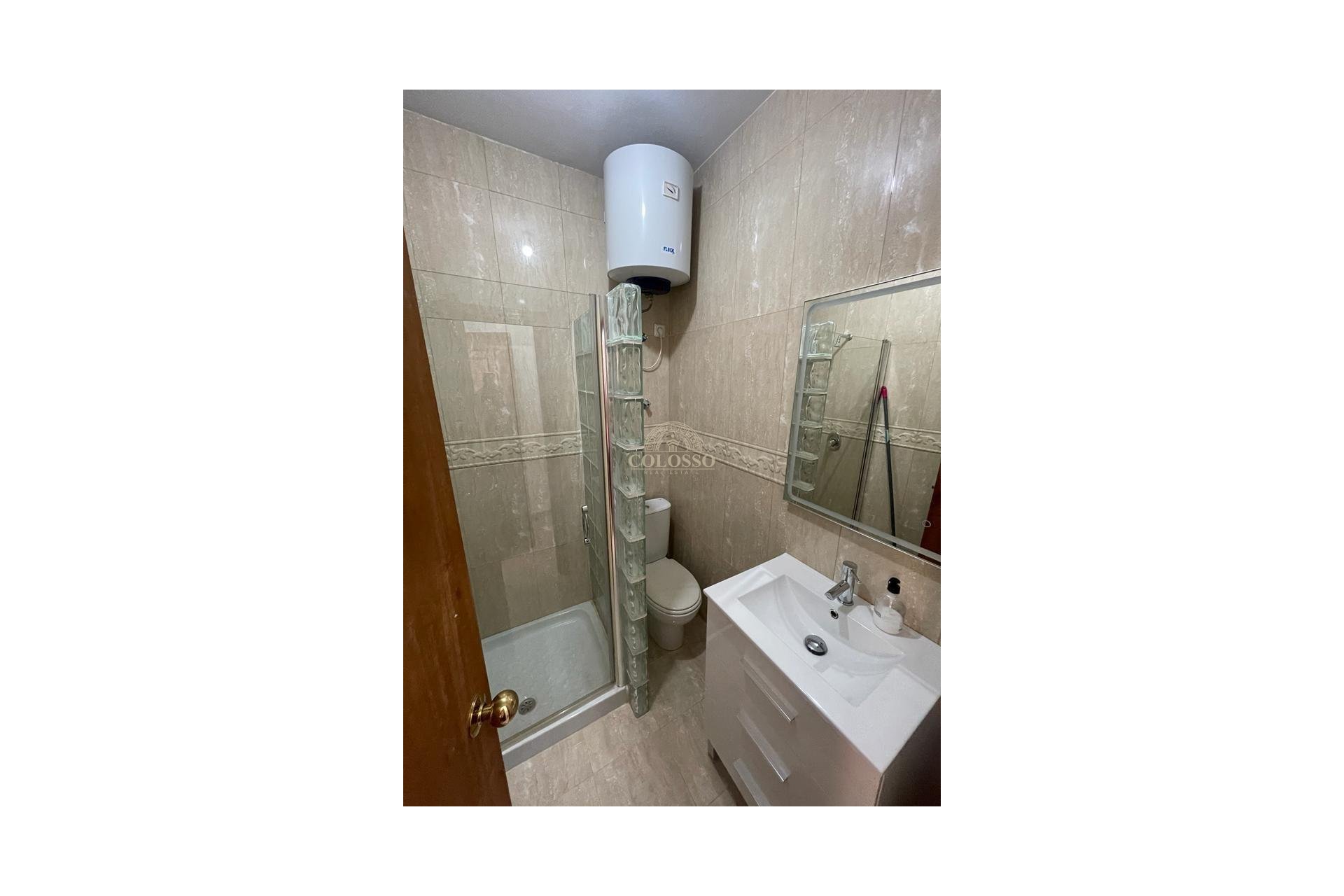 Resale - Study -
Torrevieja - Centro