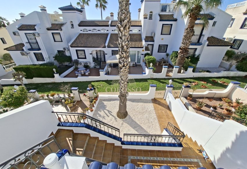 Resale - Townhouse -
Orihuela Costa - Villamartín