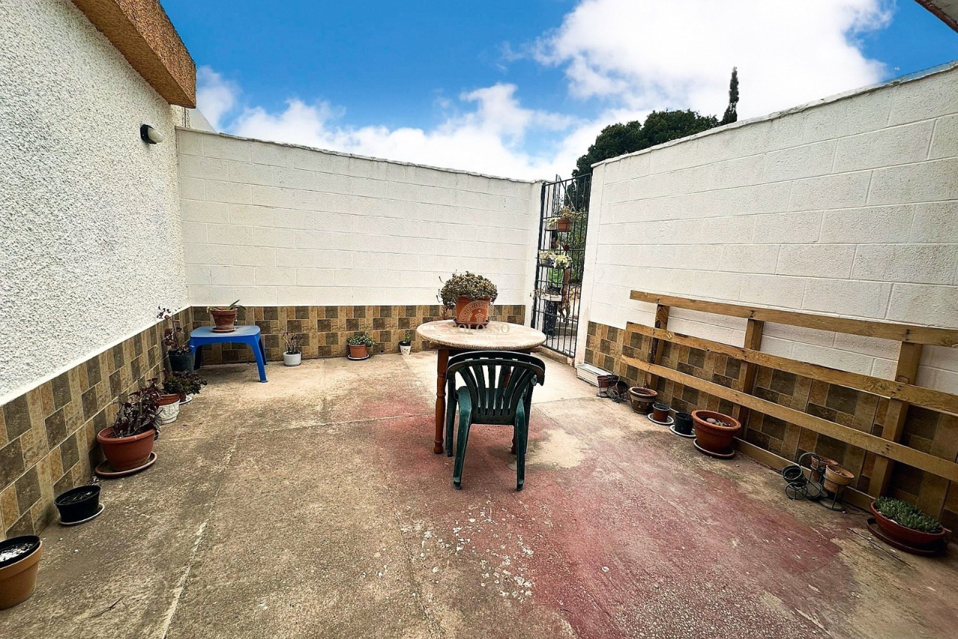 Resale - Villa -
Agost
