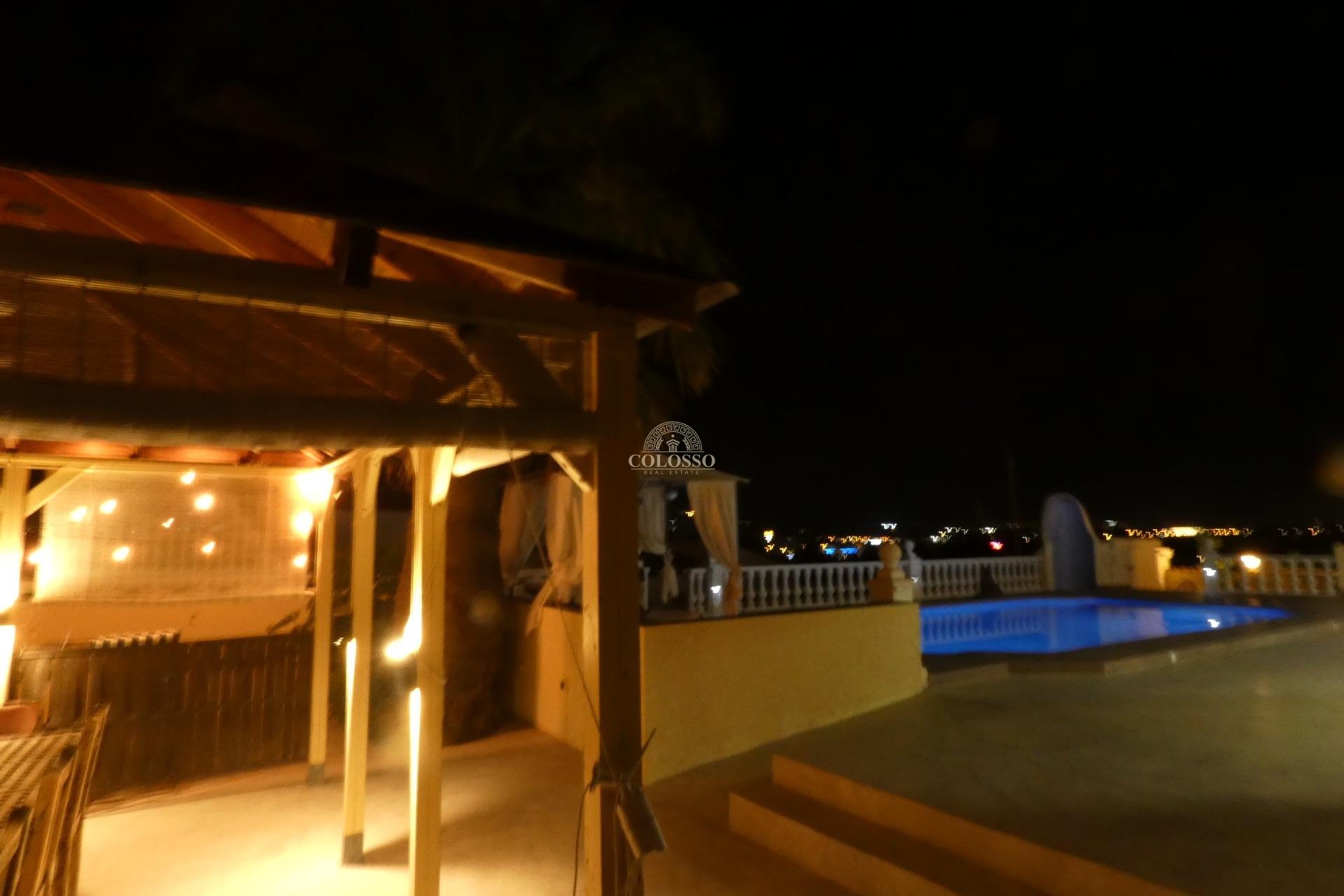 Resale - Villa -
Alfaz del Pi - Albir