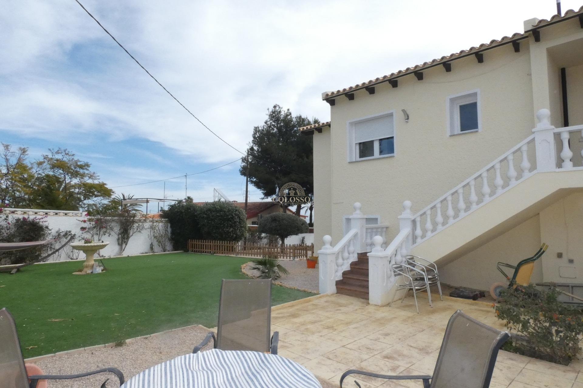 Resale - Villa -
Alfaz del Pi - Albir