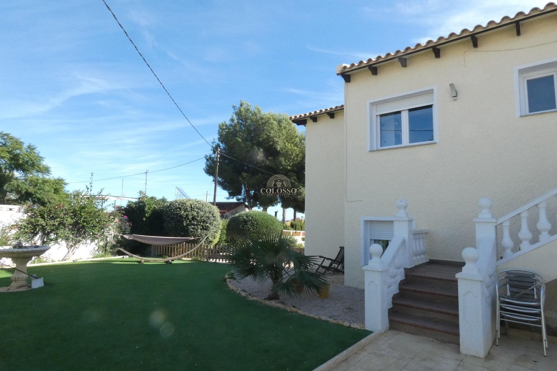 Resale - Villa -
Alfaz del Pi - Albir