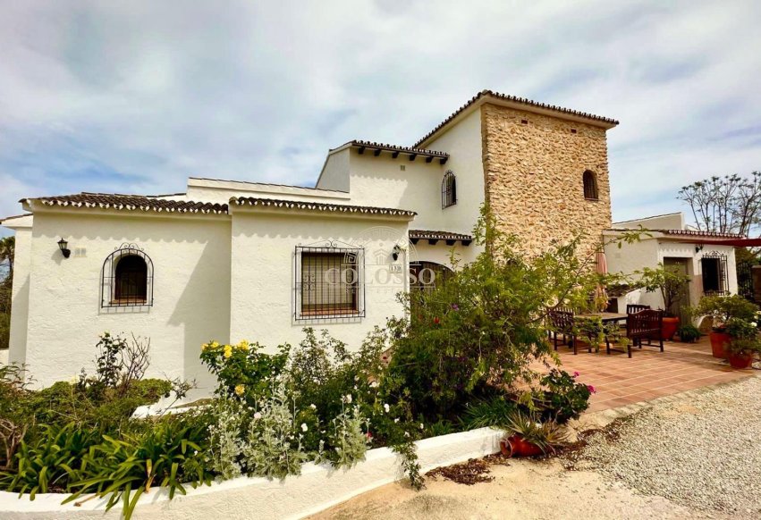 Resale - Villa -
Benissa - Benissa - La Fustera