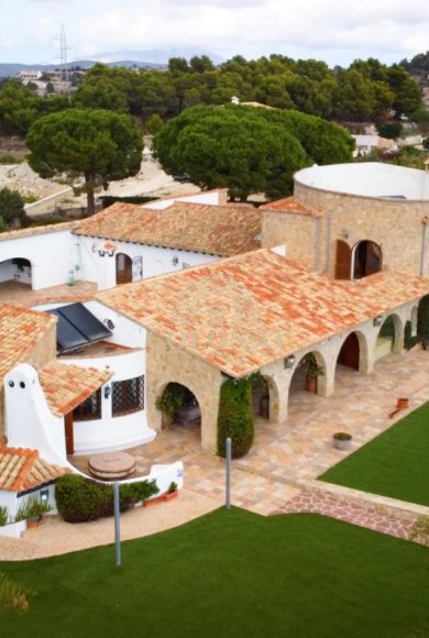 Resale - Villa -
Benissa - Fustera