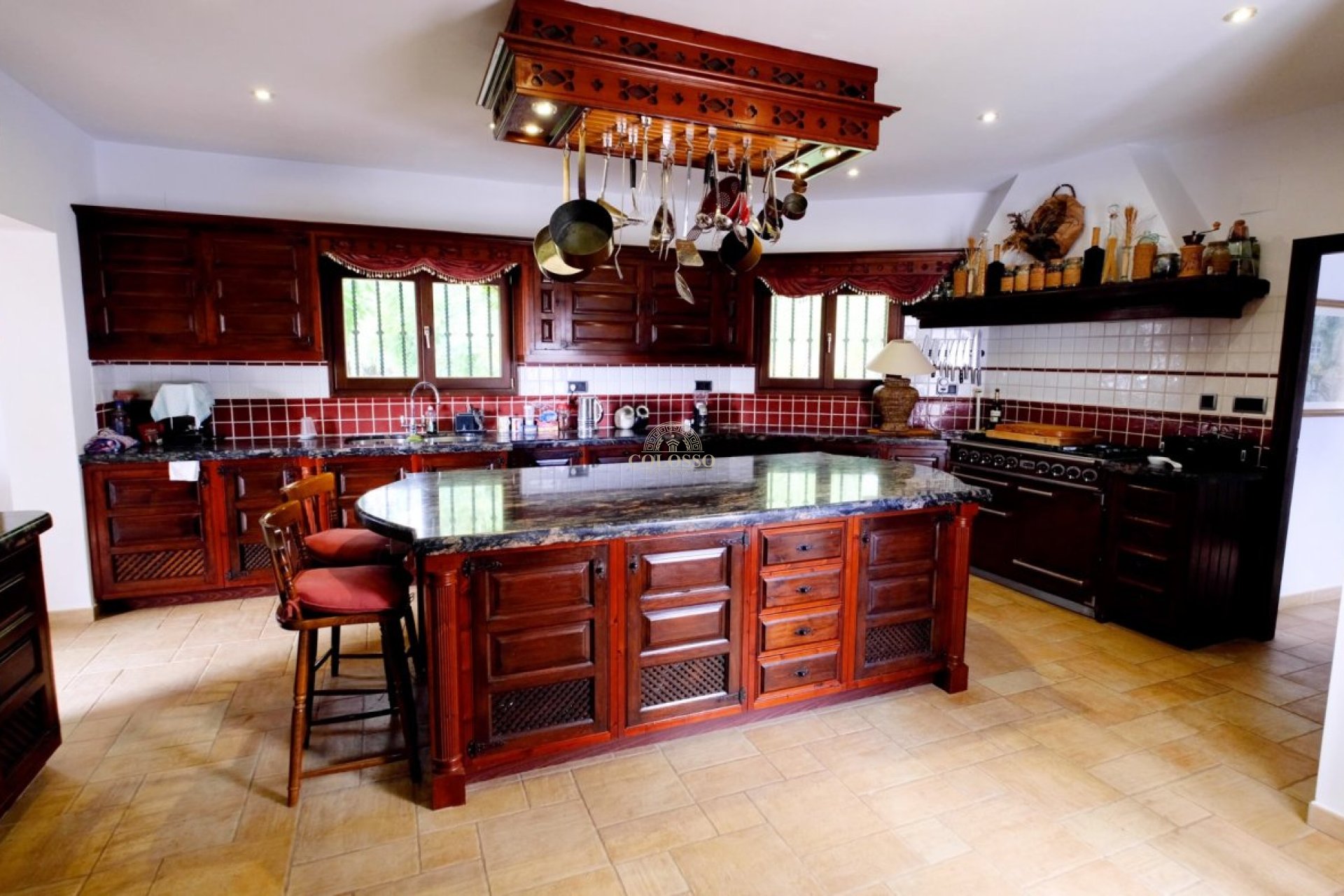 Resale - Villa -
Benissa - Fustera