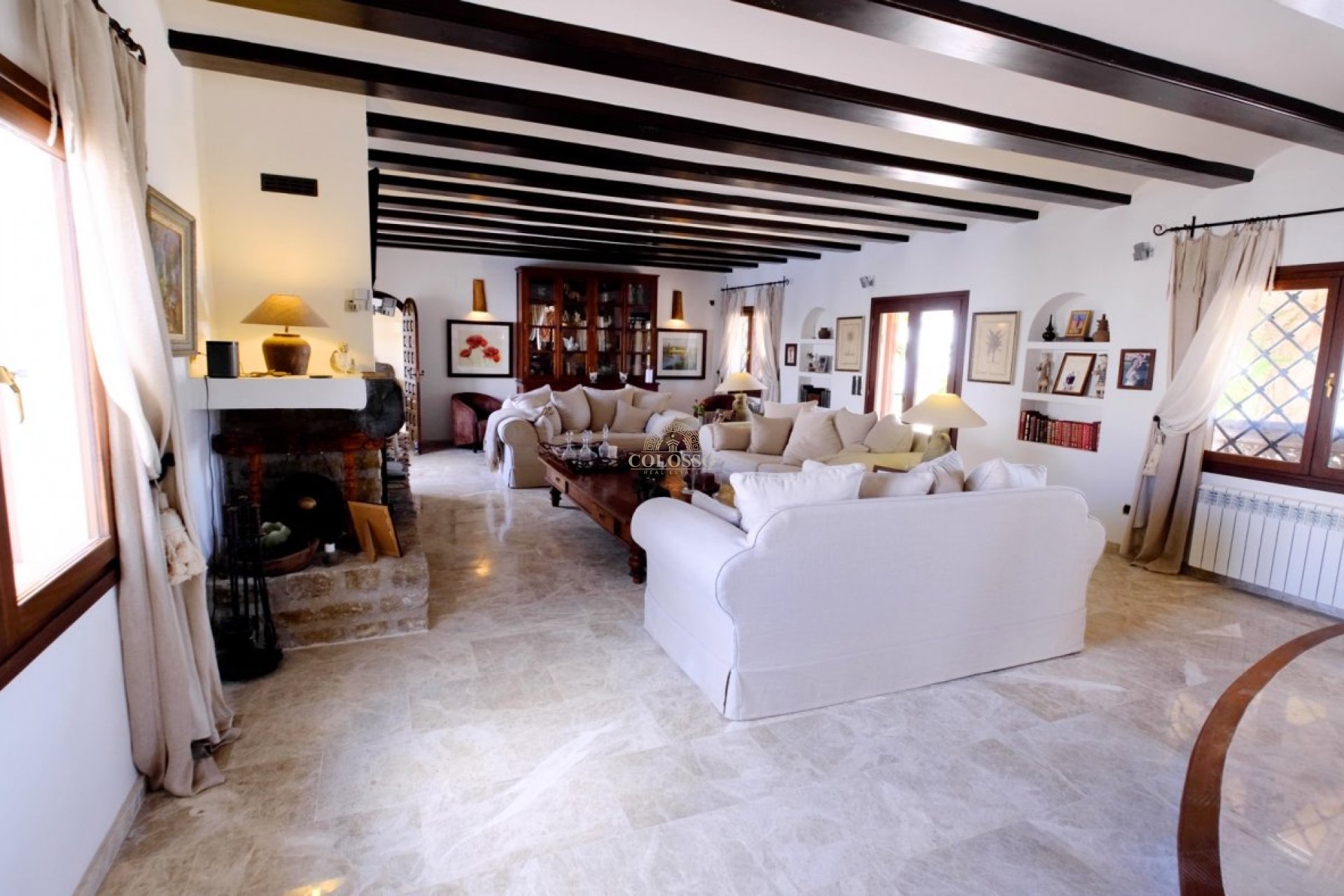 Resale - Villa -
Benissa - Fustera