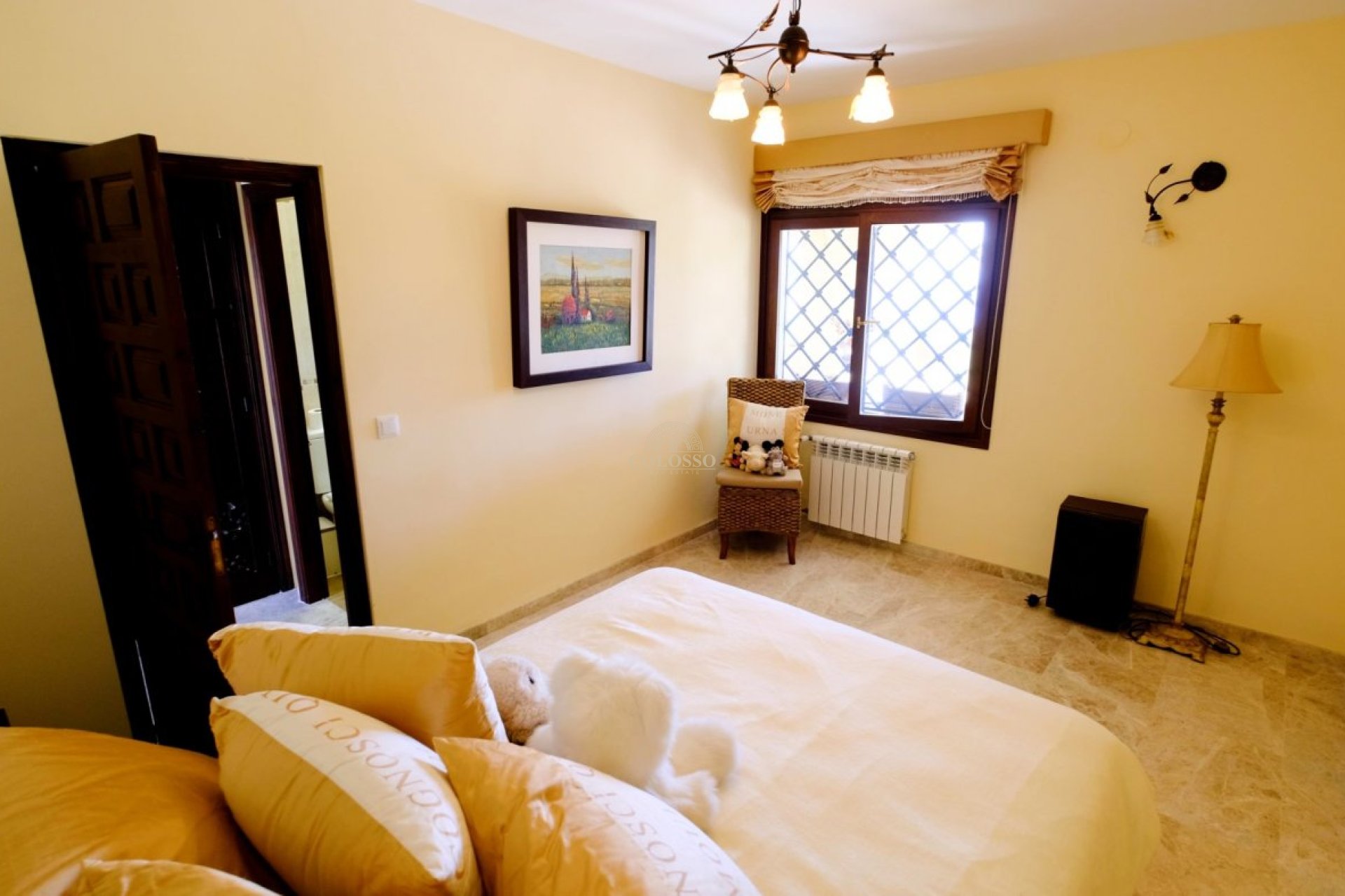 Resale - Villa -
Benissa - Fustera