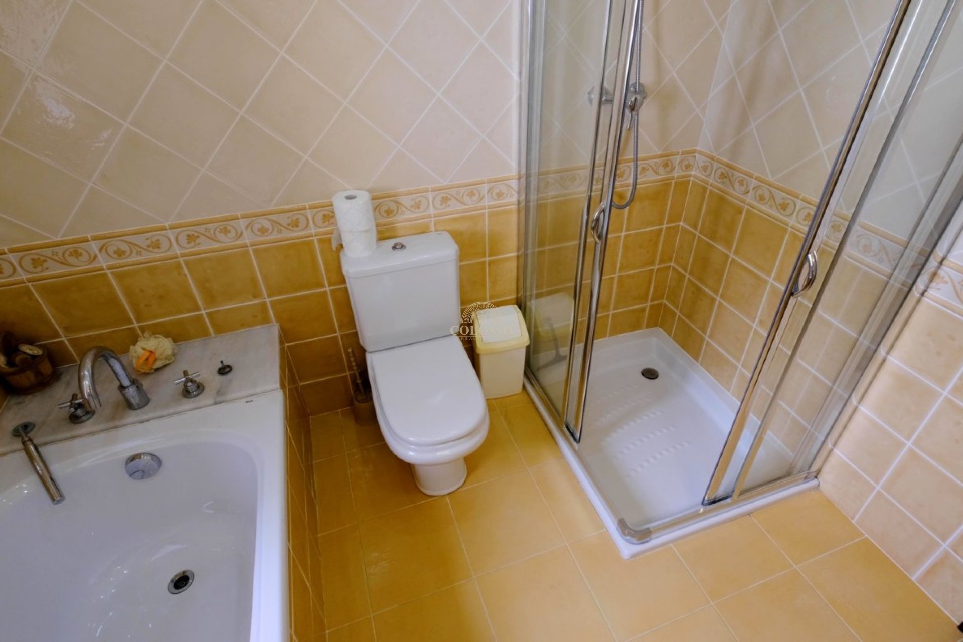 Resale - Villa -
Benissa - Fustera