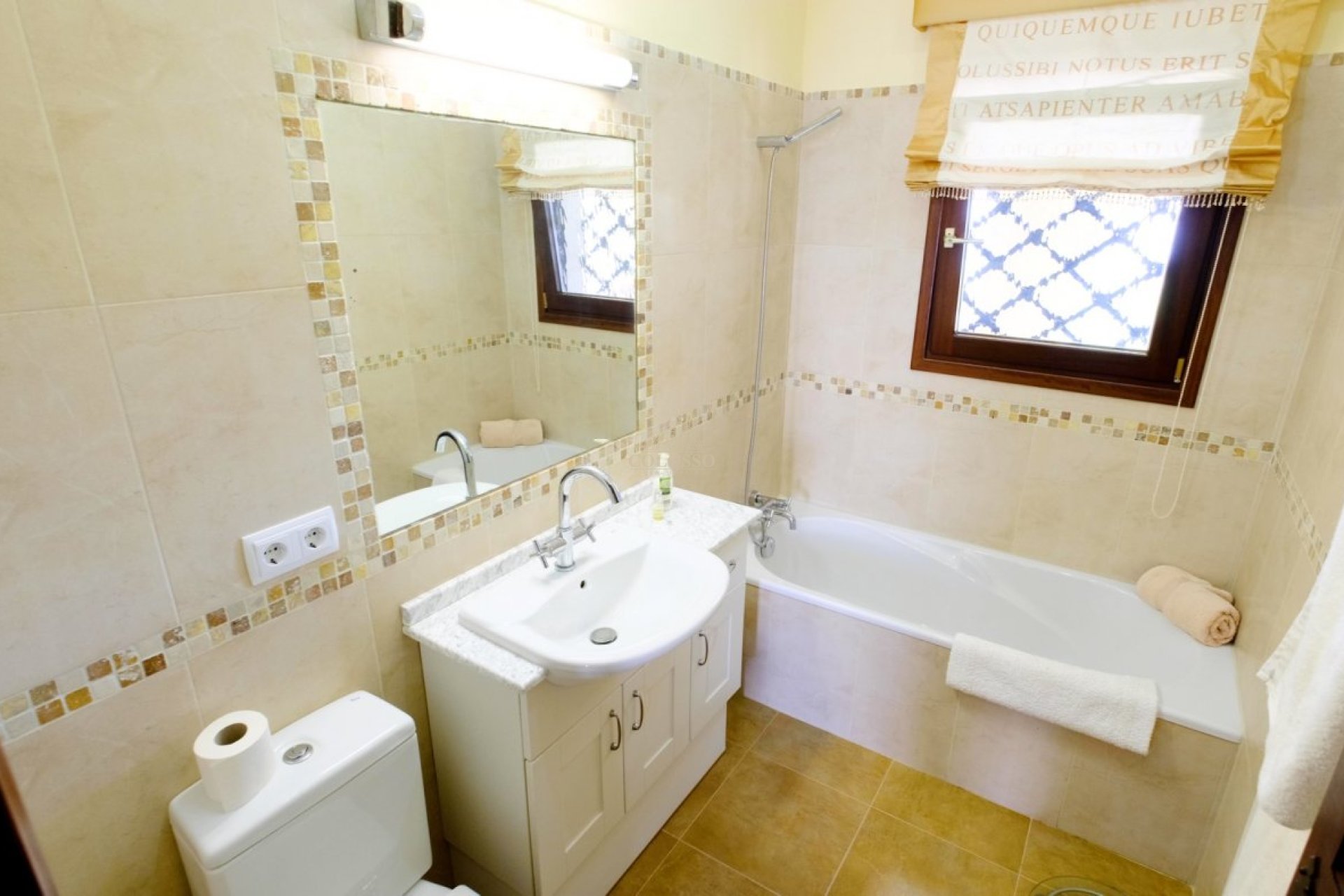 Resale - Villa -
Benissa - Fustera
