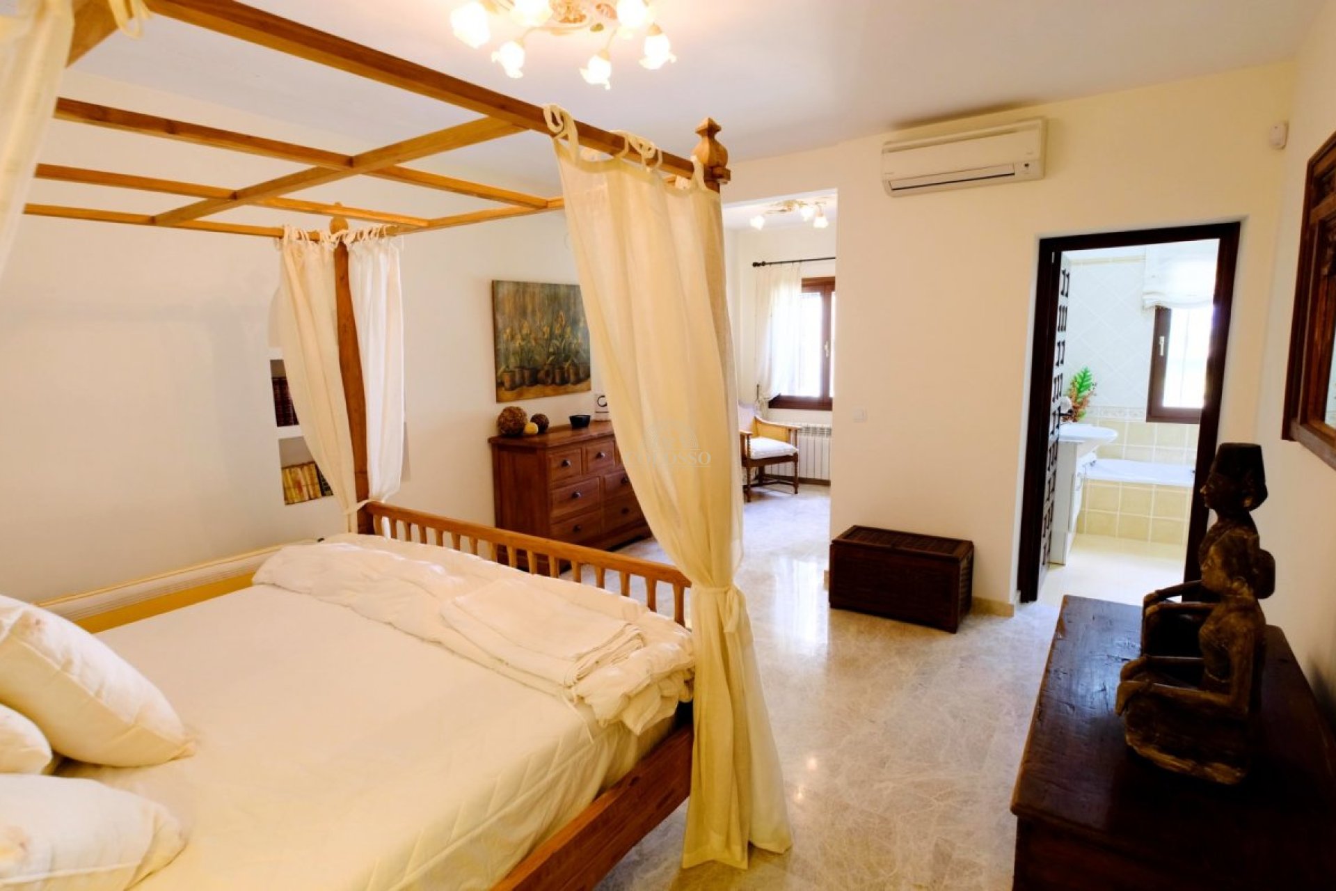 Resale - Villa -
Benissa - Fustera