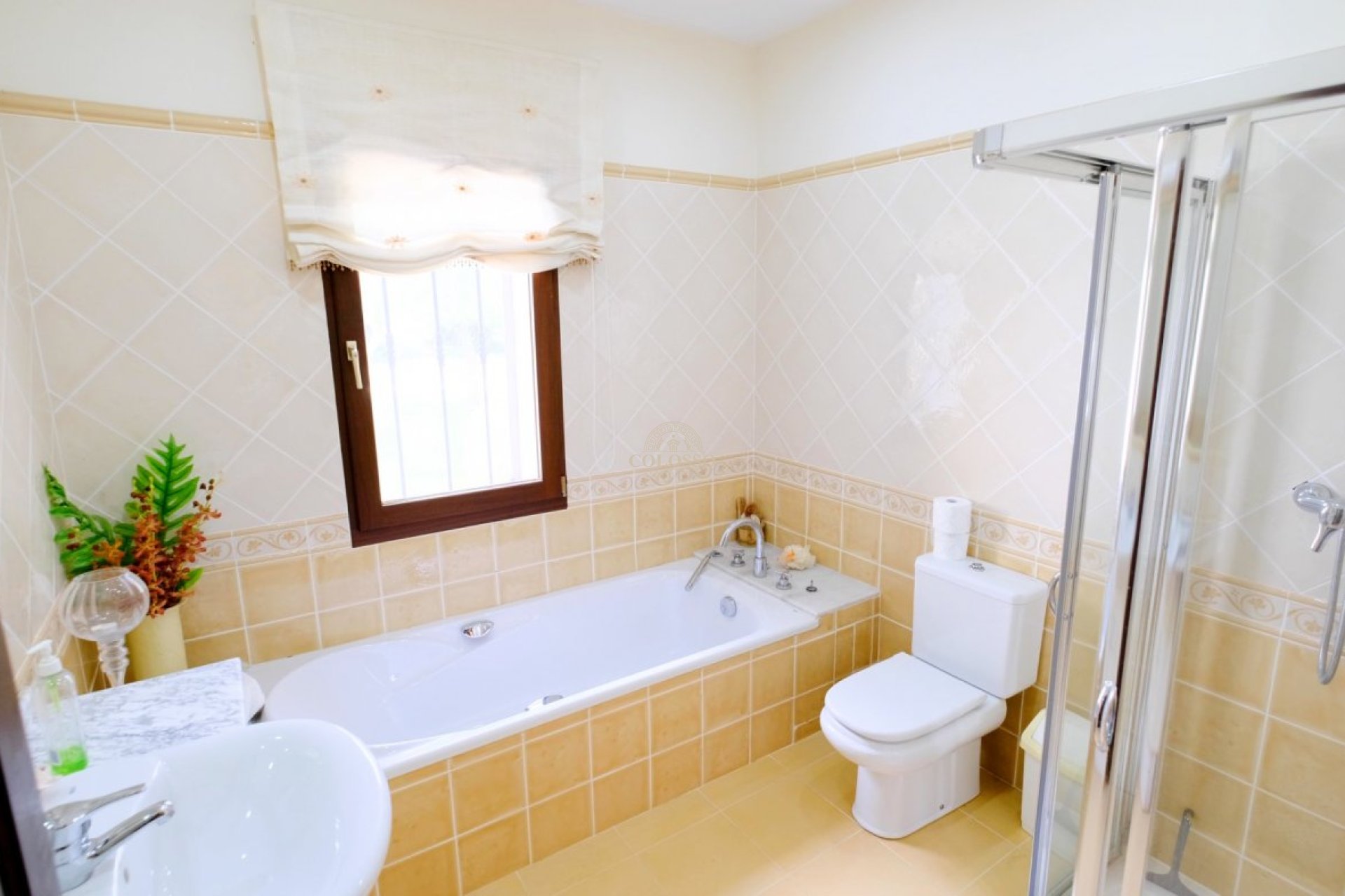 Resale - Villa -
Benissa - Fustera