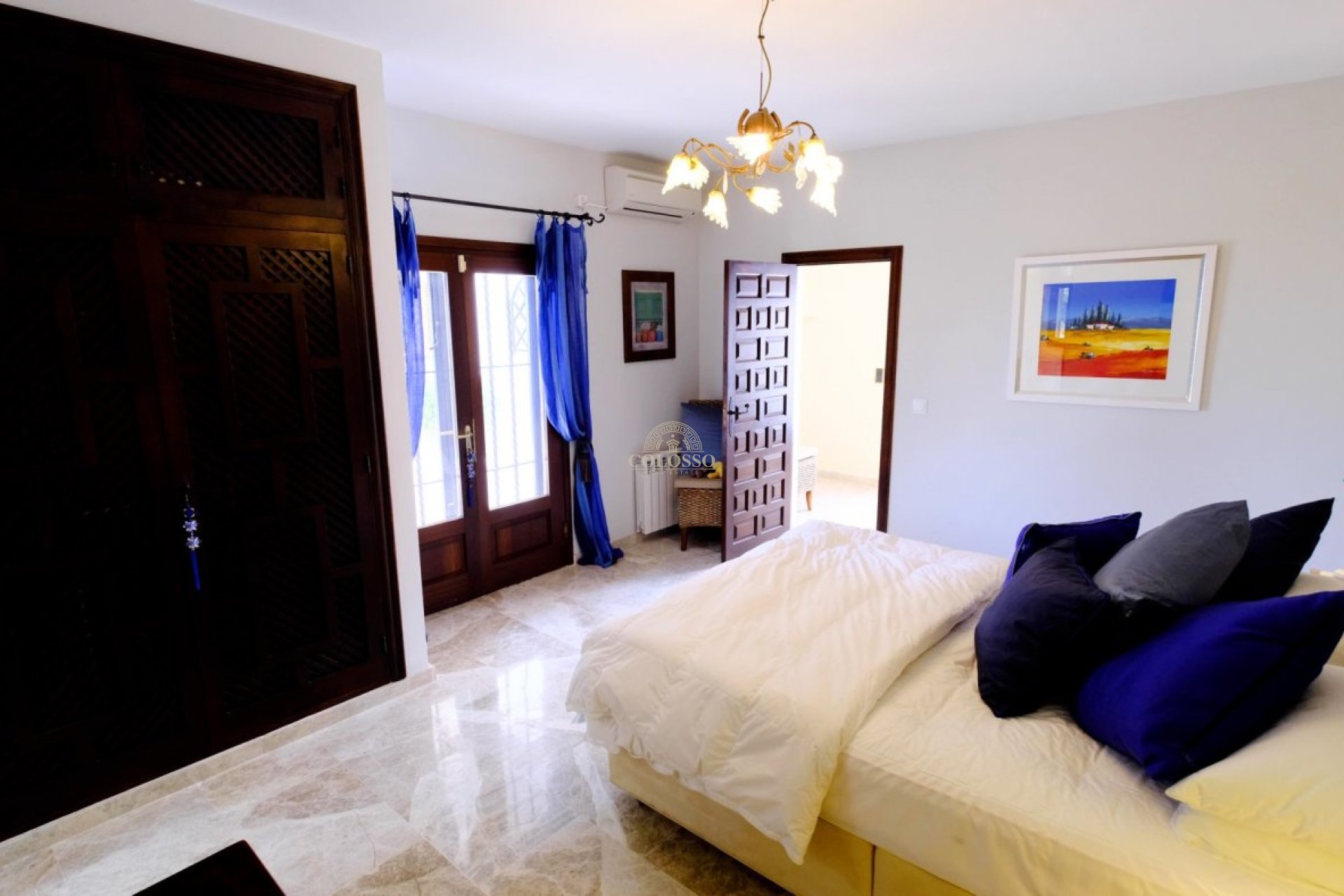Resale - Villa -
Benissa - Fustera