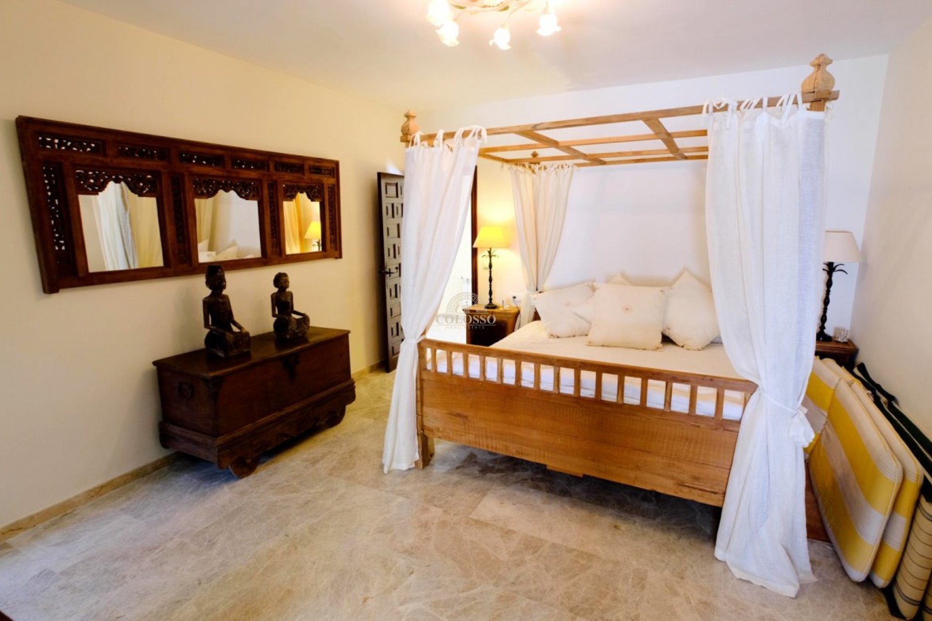 Resale - Villa -
Benissa - Fustera