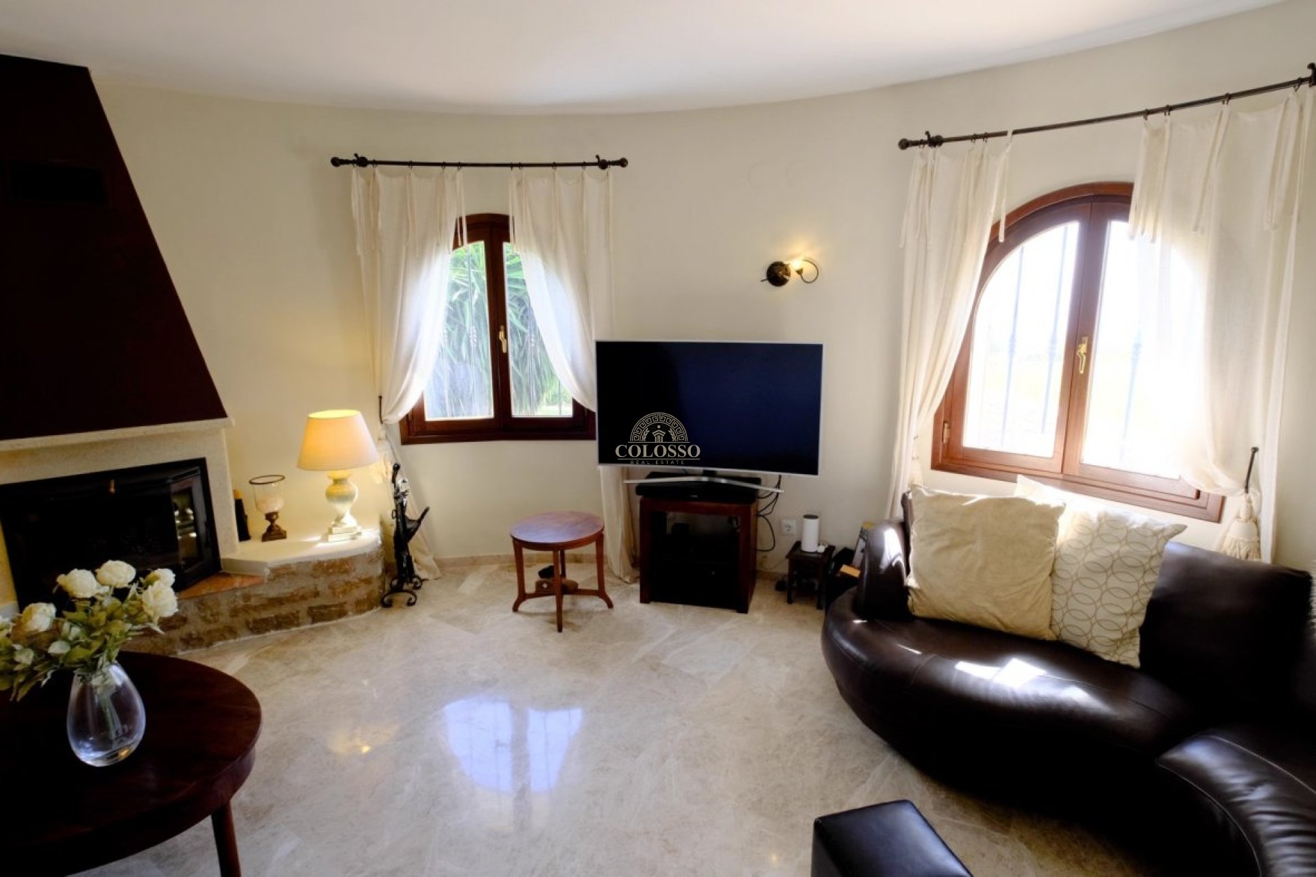 Resale - Villa -
Benissa - Fustera