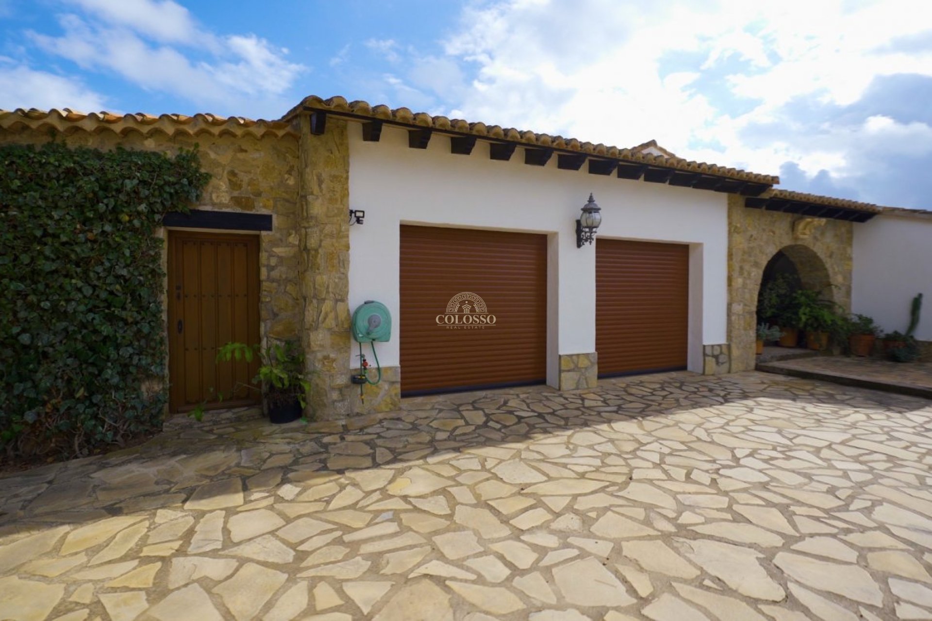 Resale - Villa -
Benissa - Fustera