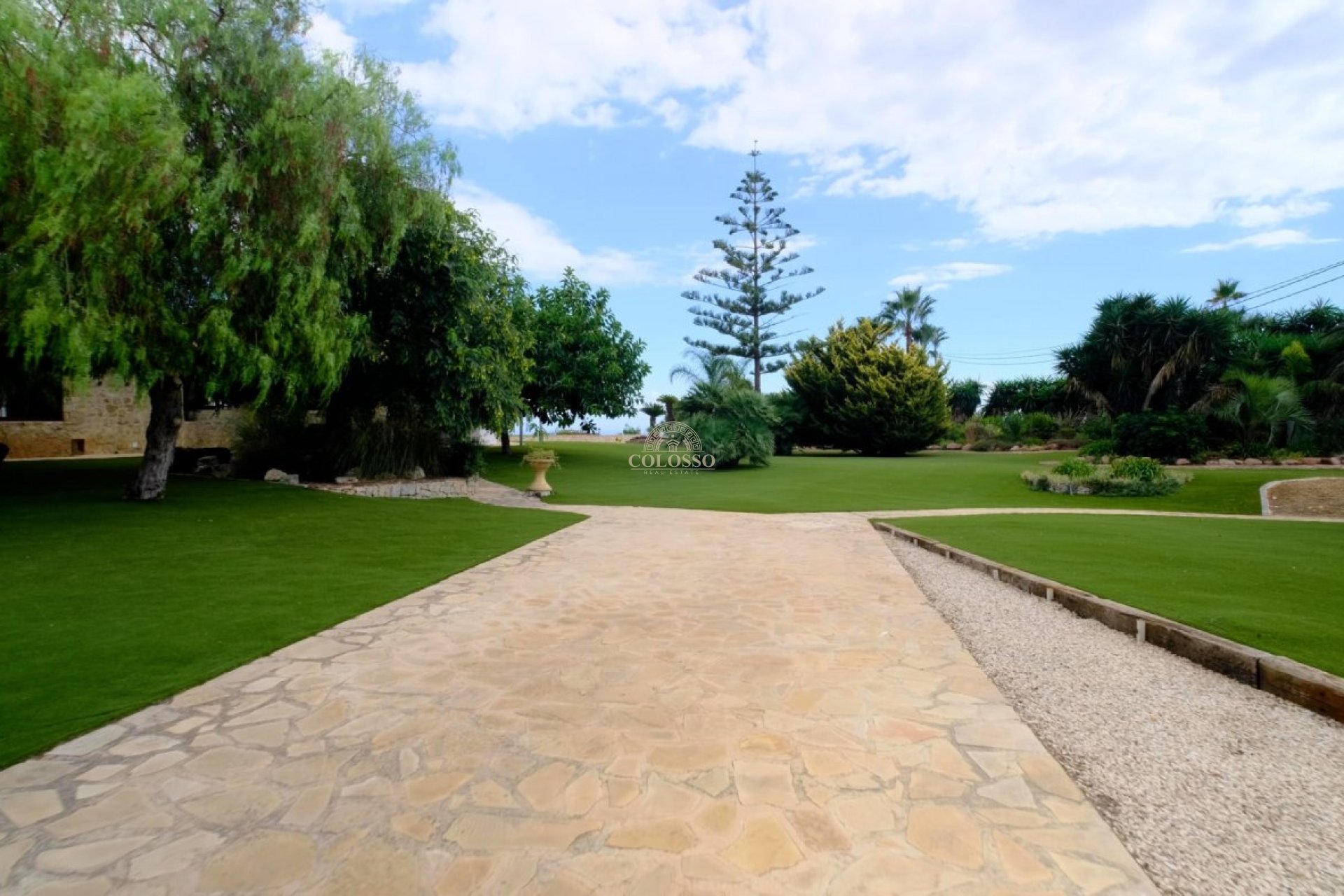 Resale - Villa -
Benissa - Fustera