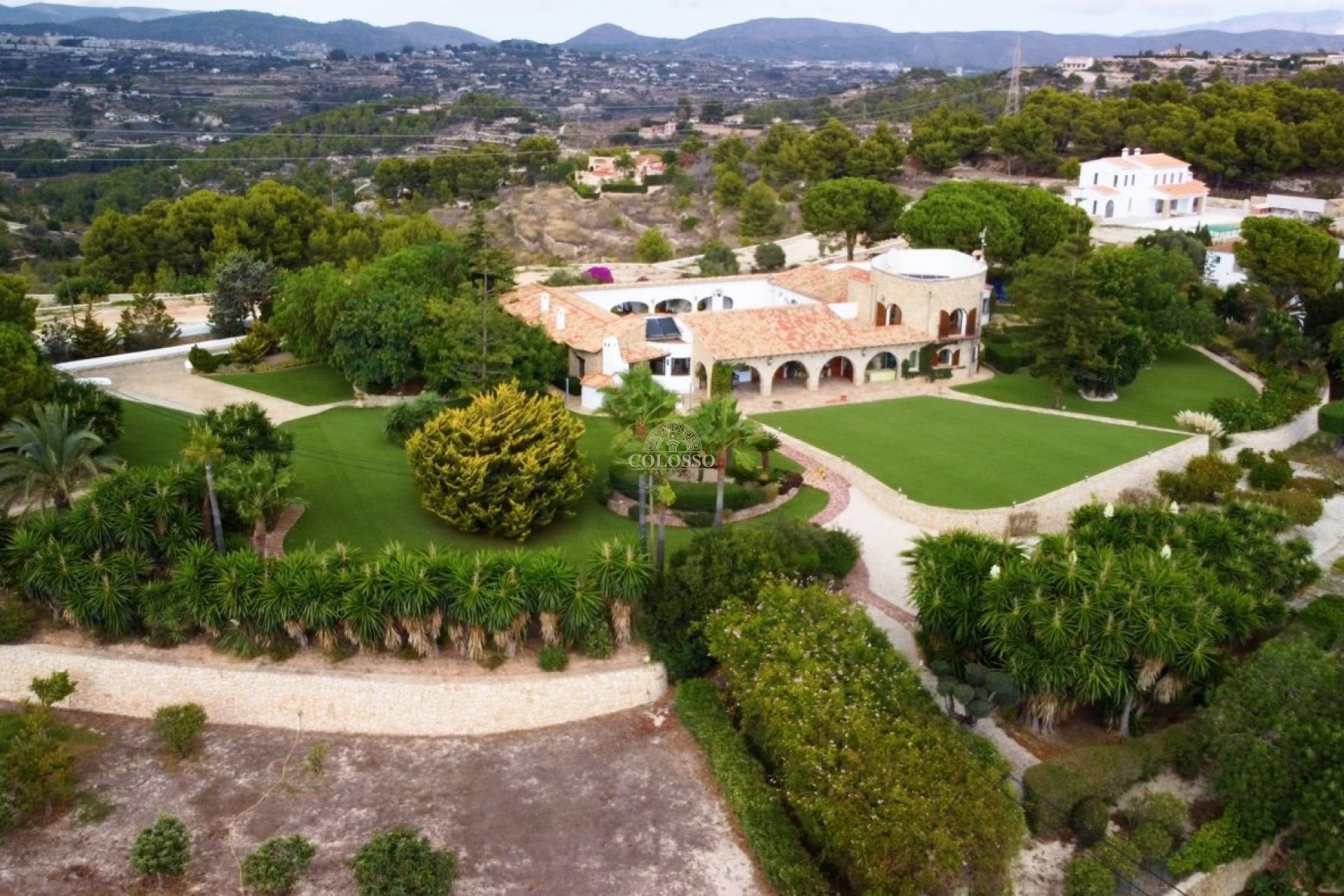 Resale - Villa -
Benissa - Fustera