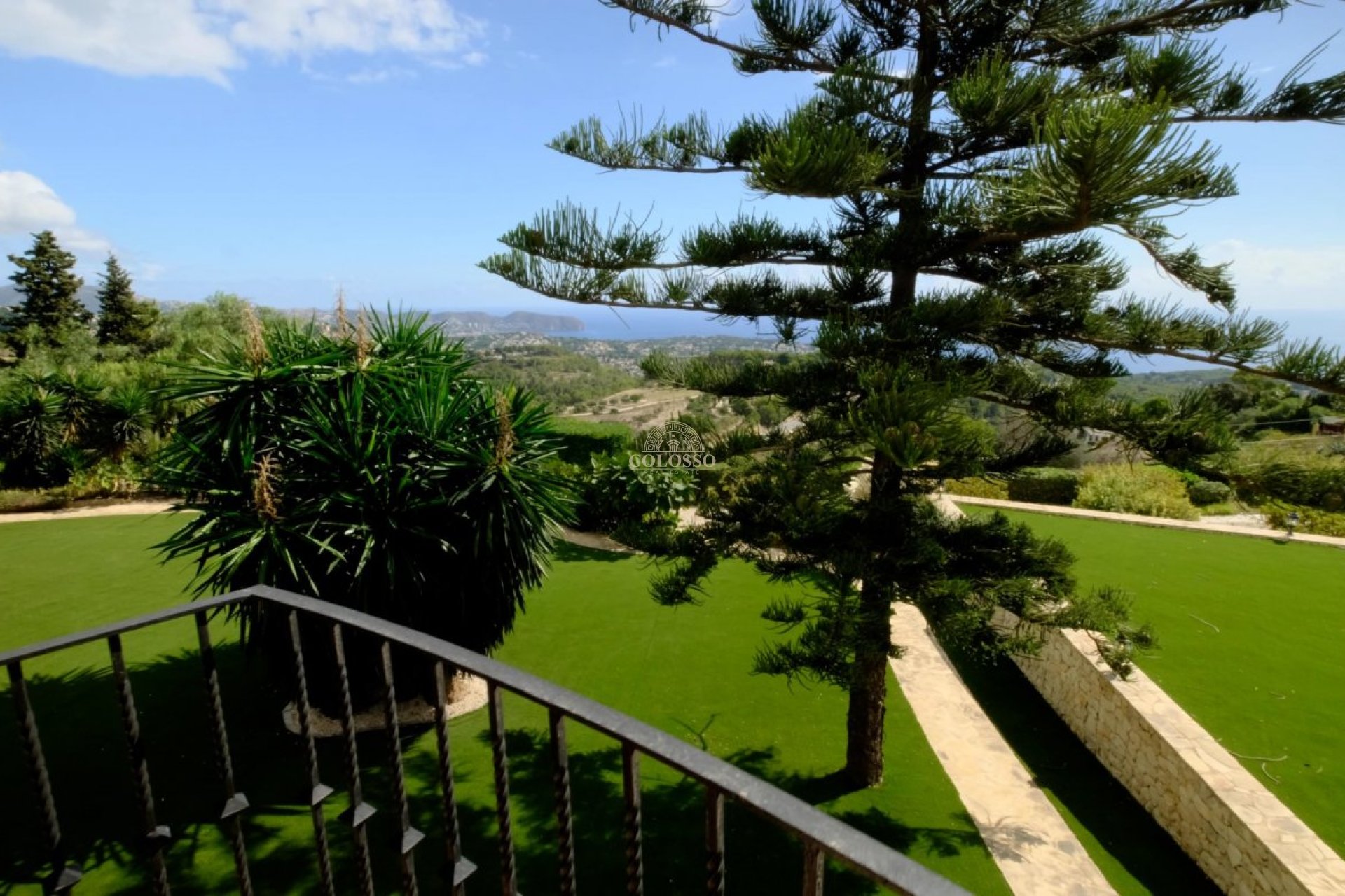 Resale - Villa -
Benissa - Fustera