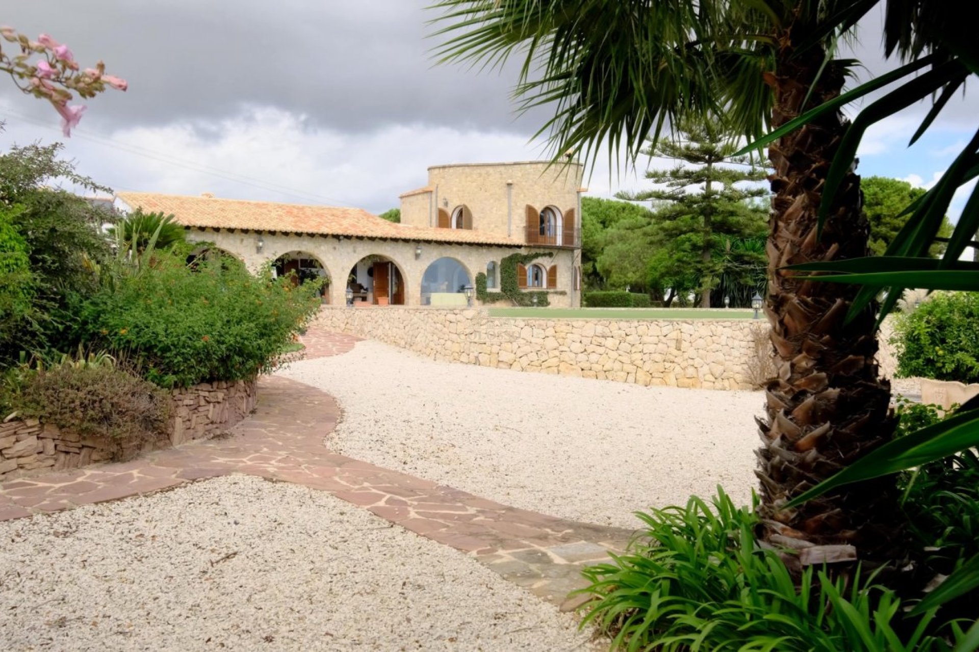 Resale - Villa -
Benissa - Fustera
