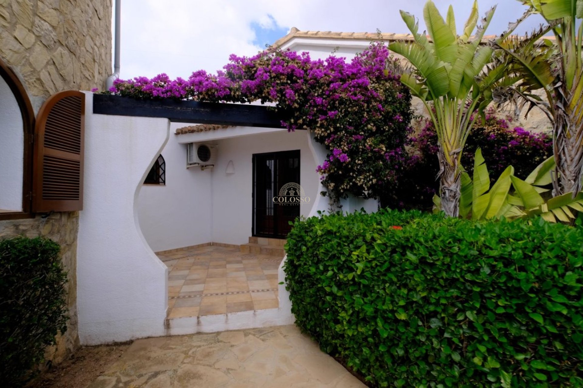 Resale - Villa -
Benissa - Fustera