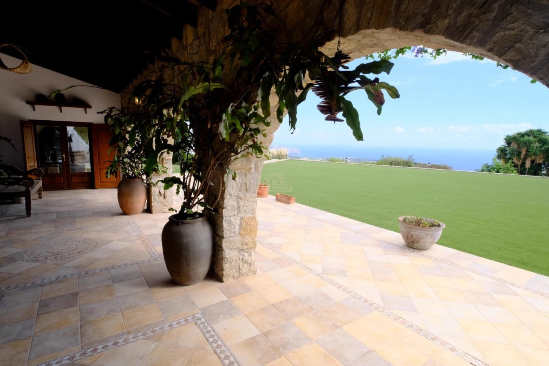 Resale - Villa -
Benissa - Fustera