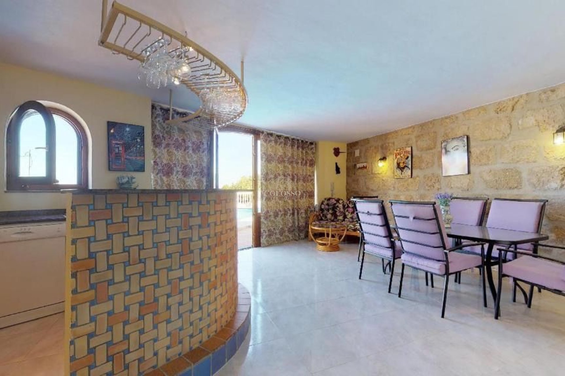 Resale - Villa -
Calpe - Maryvilla